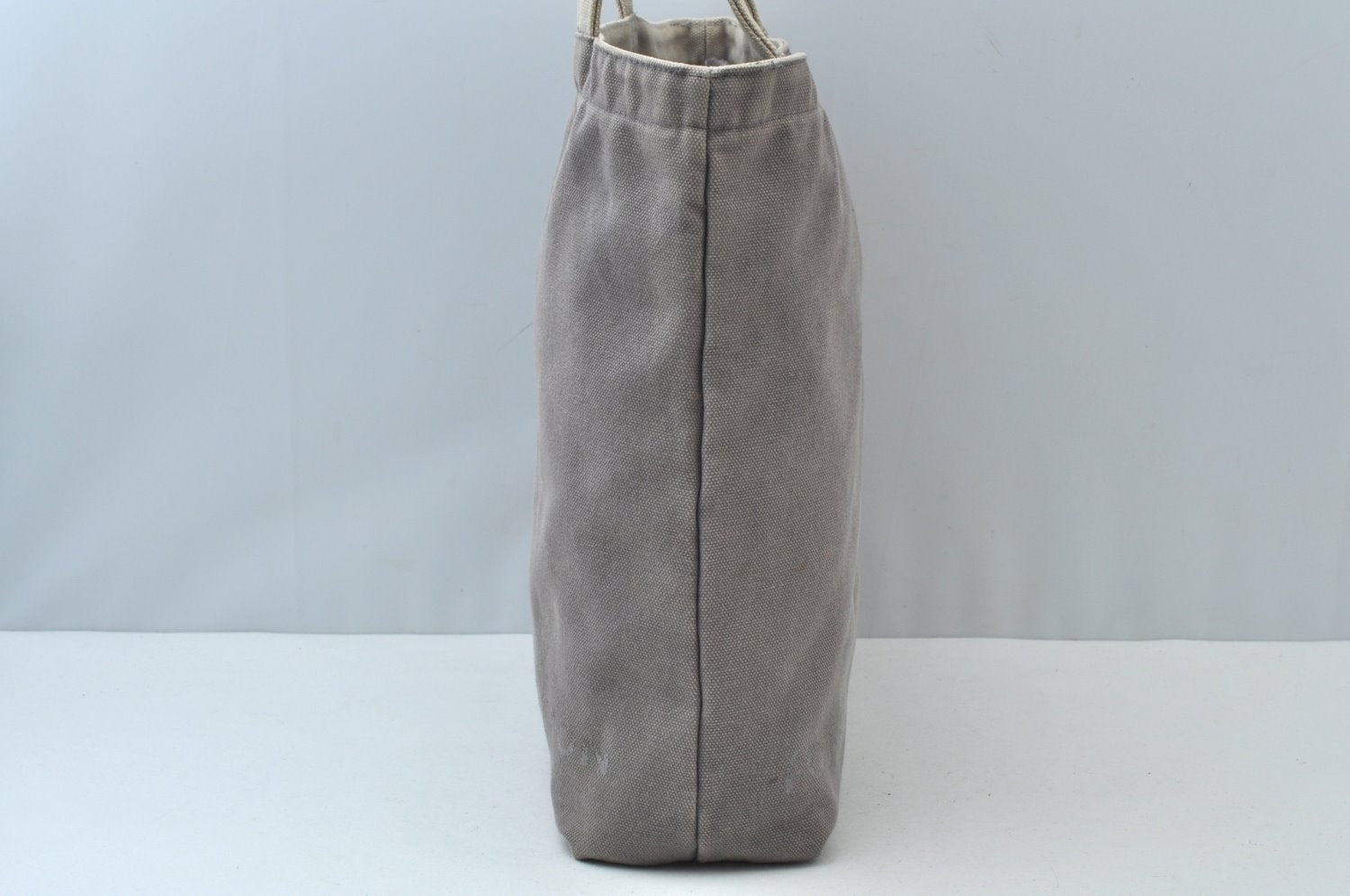 Authentic Louis Vuitton Fondation Exclusive Shoulder Tote Bag Canvas Gray 2059J