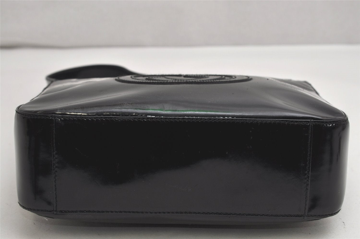 Authentic GUCCI Vintage Shoulder Hand Bag Purse Enamel Black Junk 2059K