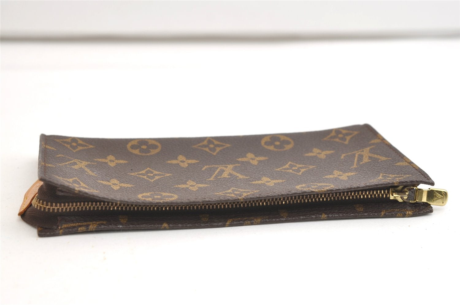 Authentic Louis Vuitton Monogram Pouch For Bucket GM LV Junk 2065K