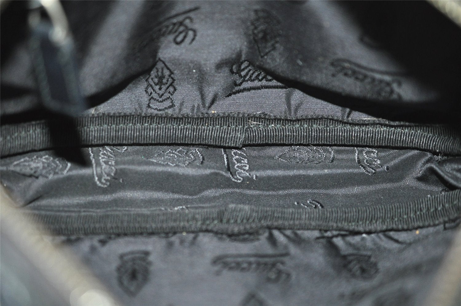 Authentic GUCCI Guccissima GG Leather Shoulder Cross Body Bag 201447 Black 2067I