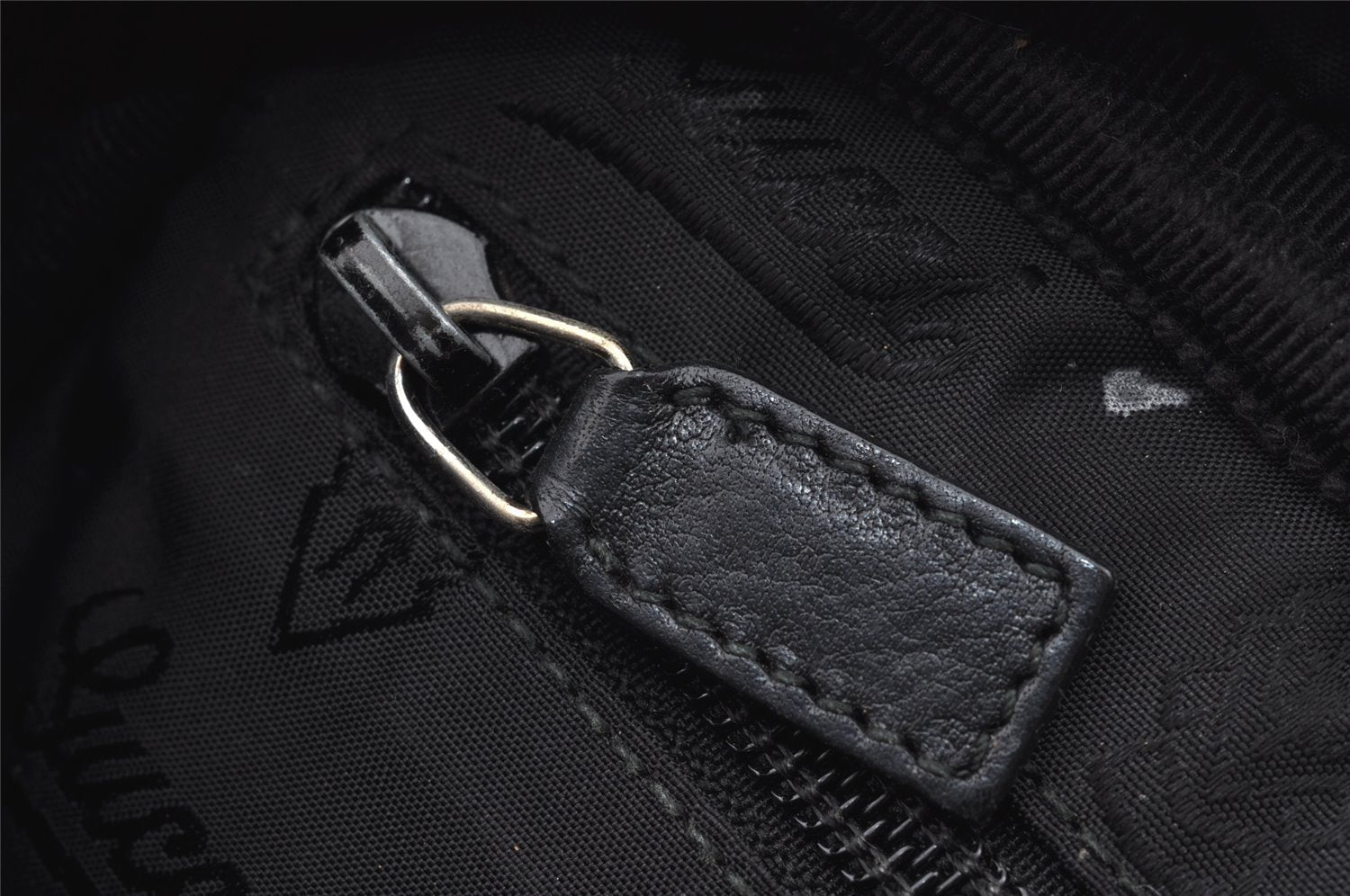 Authentic GUCCI Guccissima GG Leather Shoulder Cross Body Bag 201447 Black 2067I