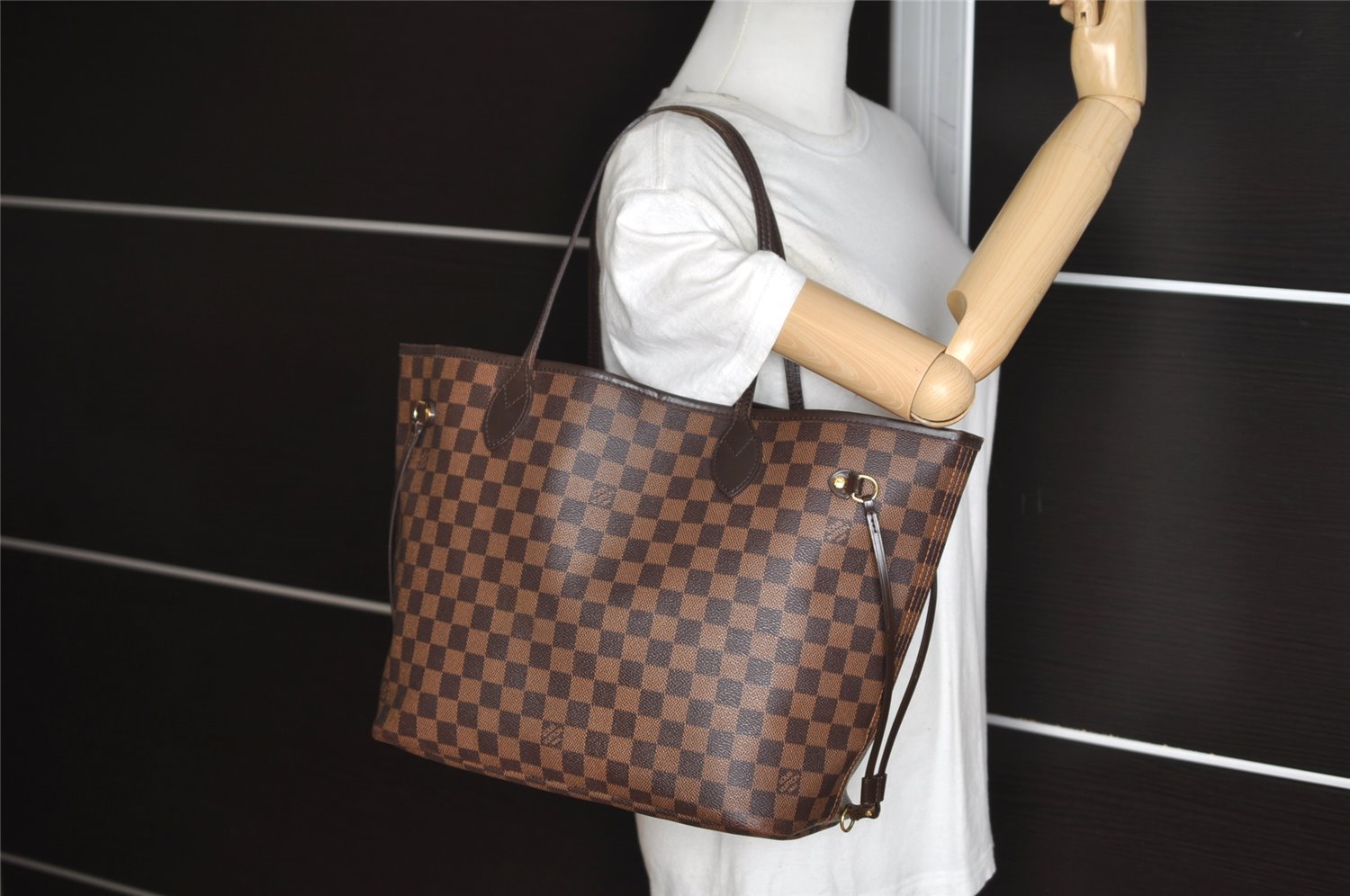 Authentic Louis Vuitton Damier Neverfull MM Shoulder Tote Bag N51105 LV 2069J