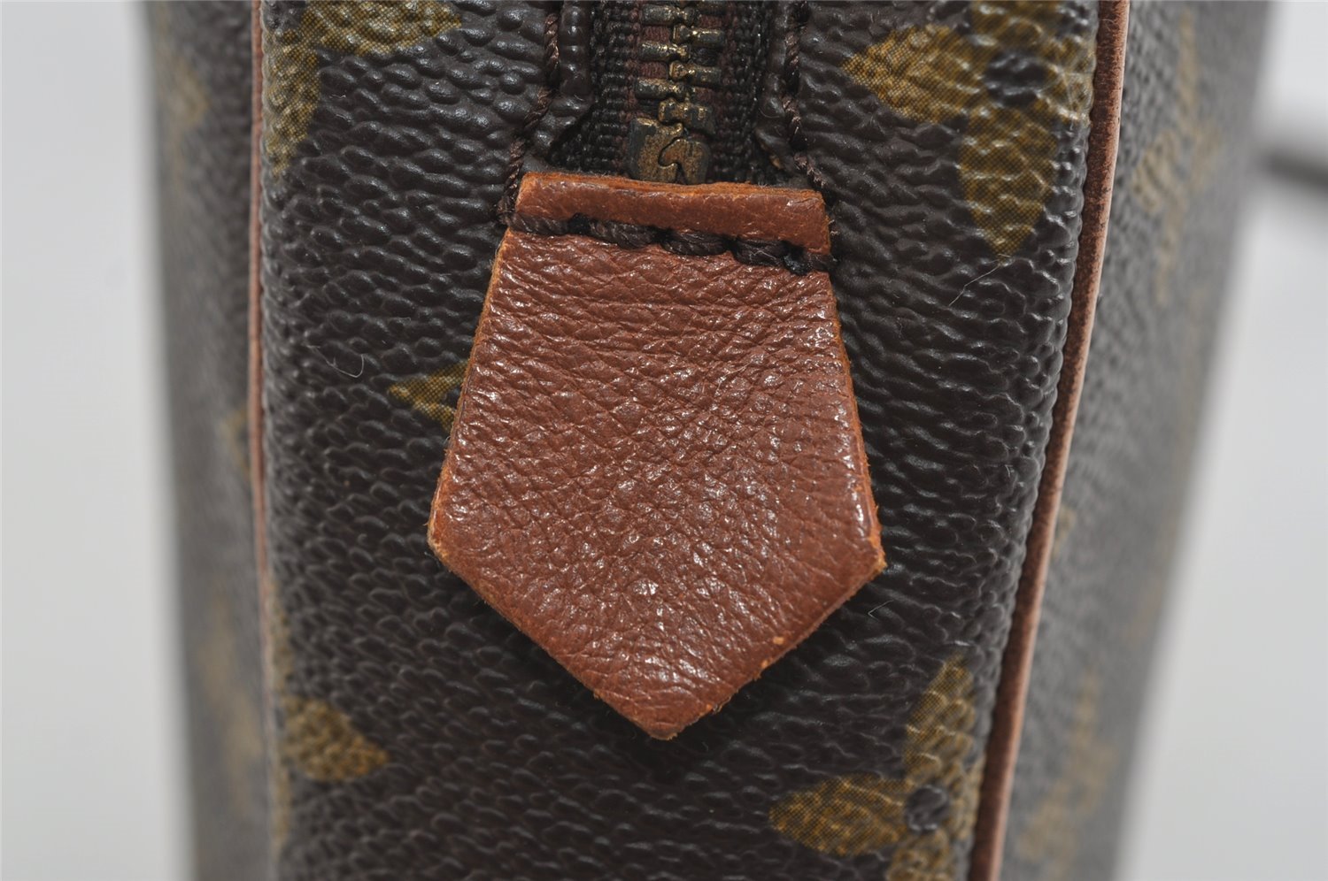 Authentic Louis Vuitton Monogram Danube Shoulder Cross Bag Old Model LV 2070I