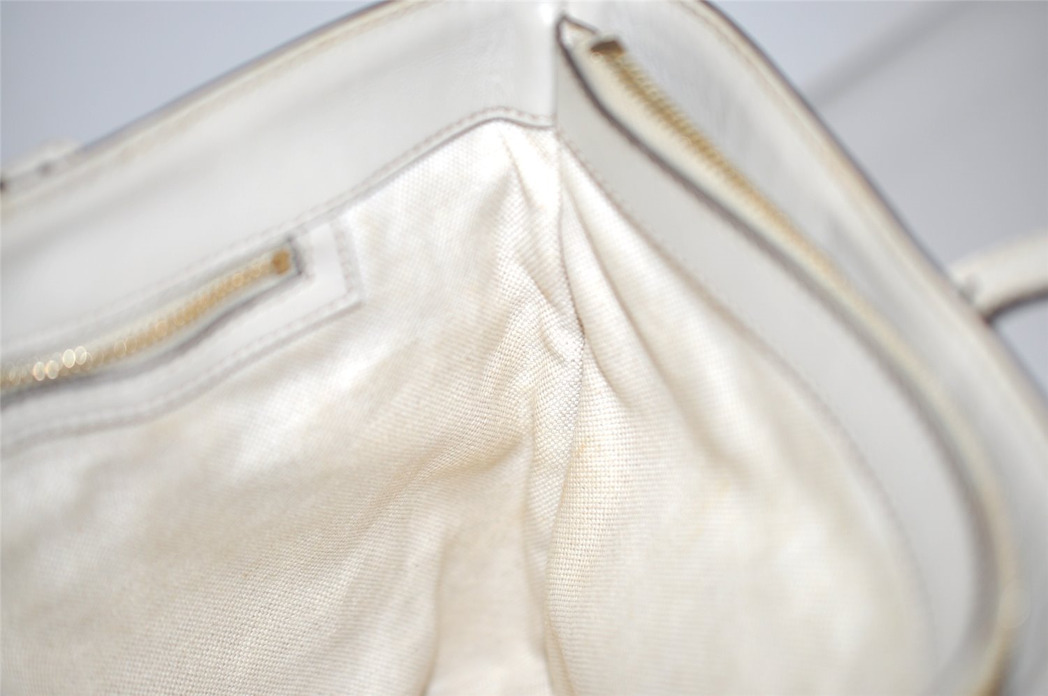 Authentic GUCCI Micro Guccissima GG Leather Shoulder Hand Bag 336776 White 2070J