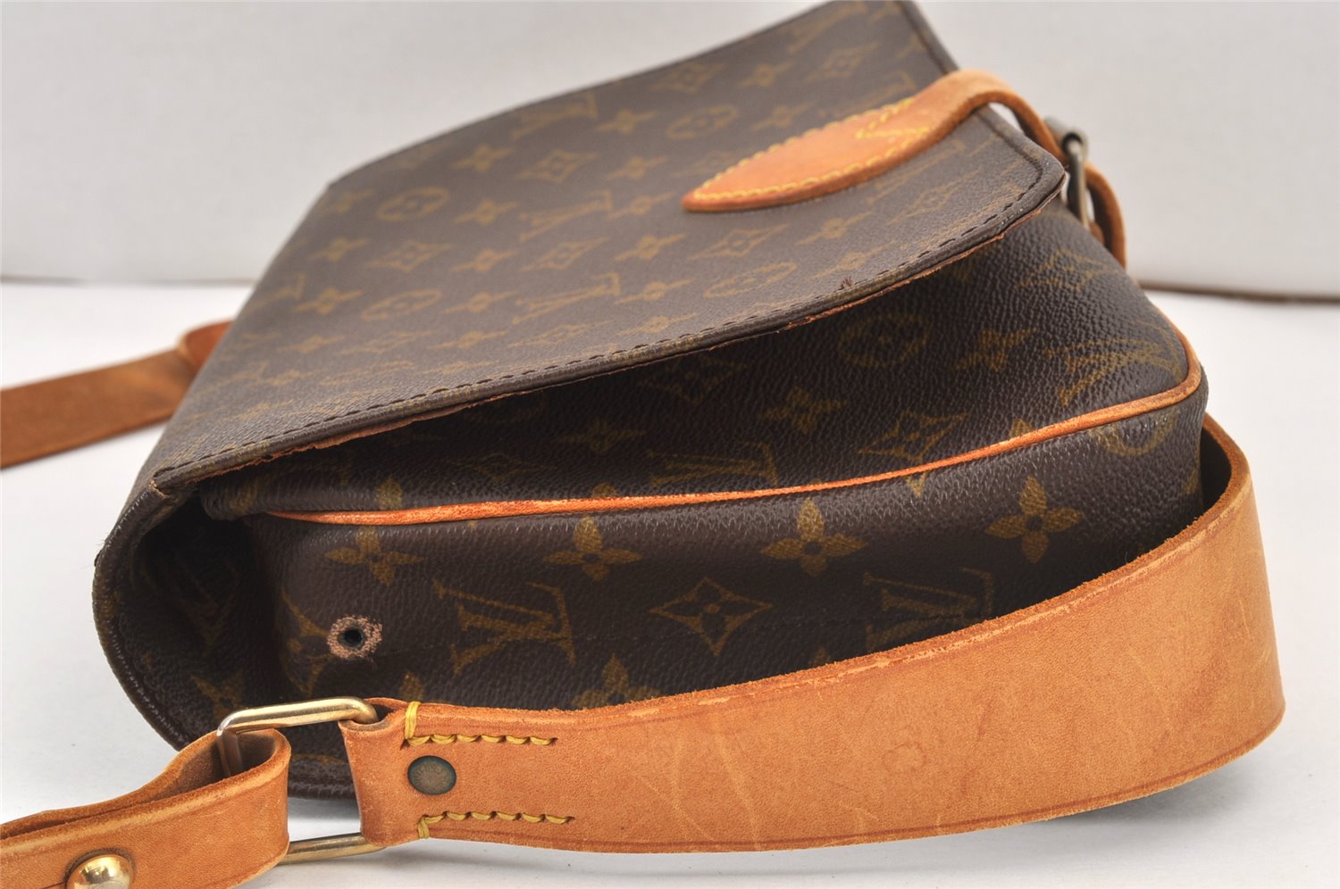 Authentic Louis Vuitton Monogram Cartouchiere GM Shoulder Bag Old Model 2071K