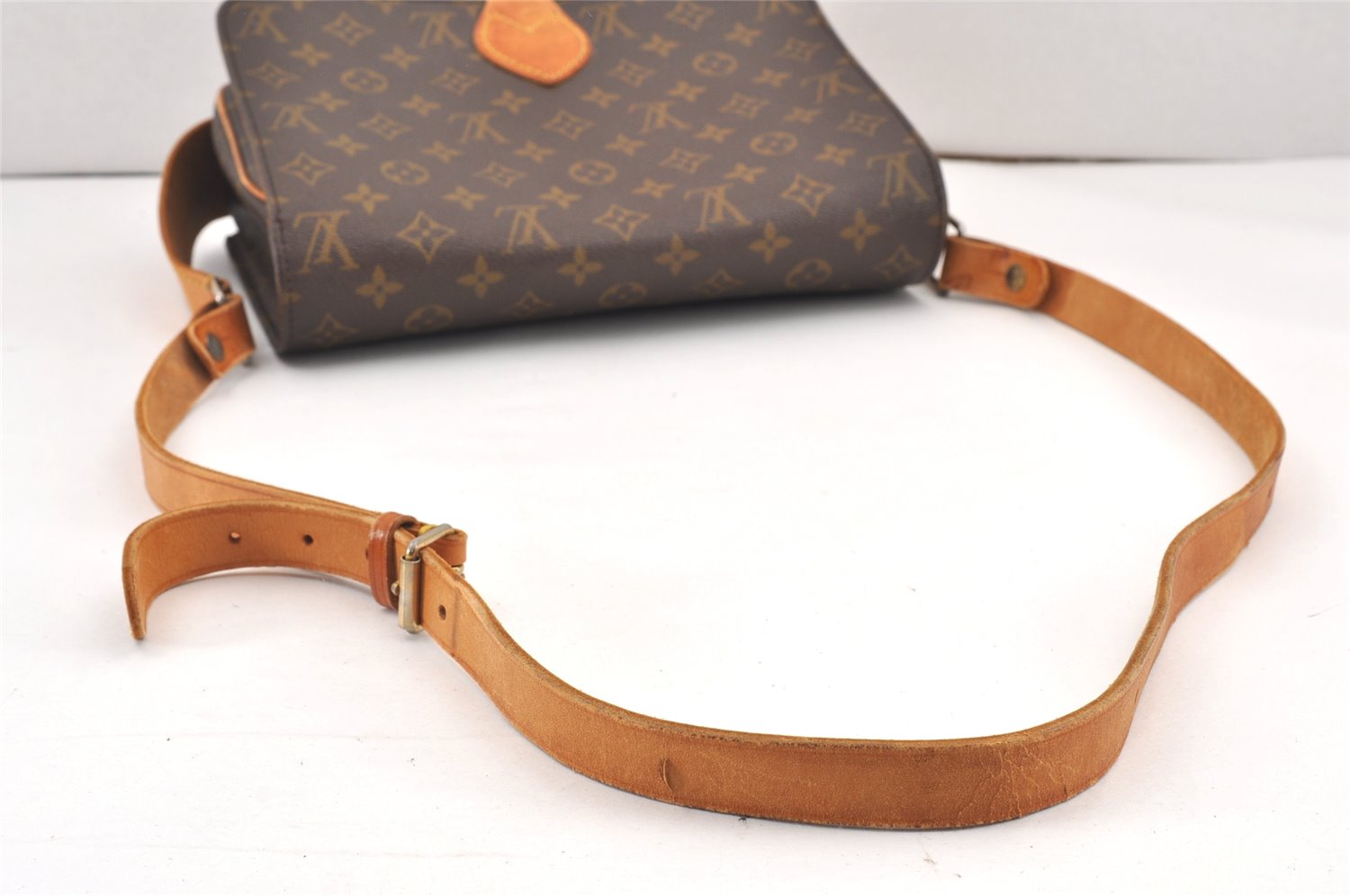 Authentic Louis Vuitton Monogram Cartouchiere GM Shoulder Bag Old Model 2071K