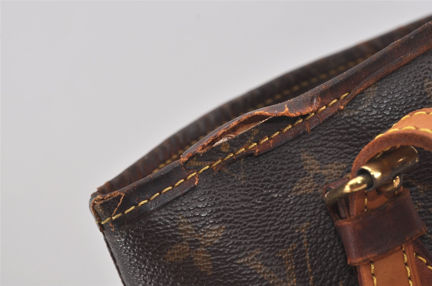 Authentic Louis Vuitton Monogram Bucket PM Shoulder Tote Bag M42238 LV 2072I