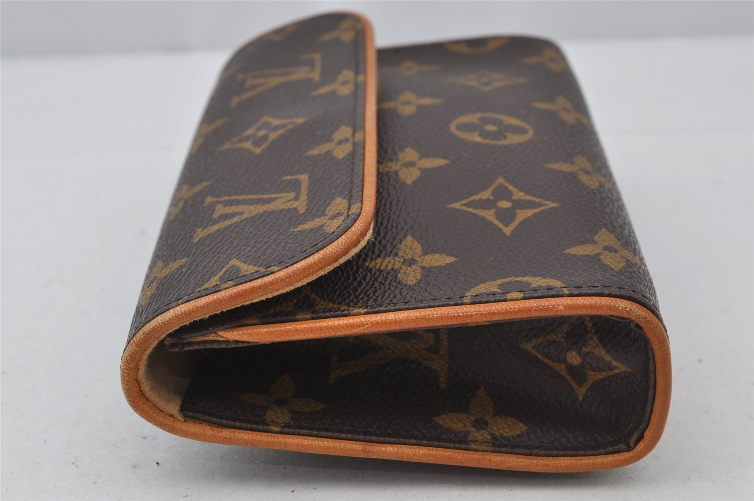 Auth Louis Vuitton Monogram Pochette Florentine Pouch Waist Bag M51855 LV 2076J