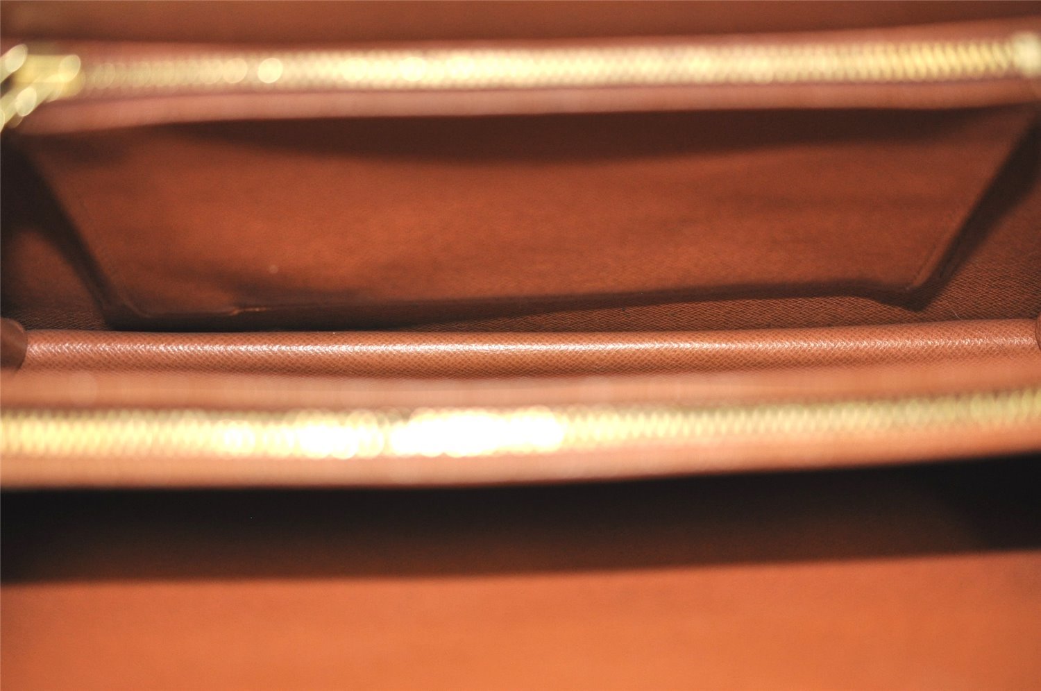 Authentic Louis Vuitton Monogram Courcelles Shoulder Cross Bag M51375 LV 2081I