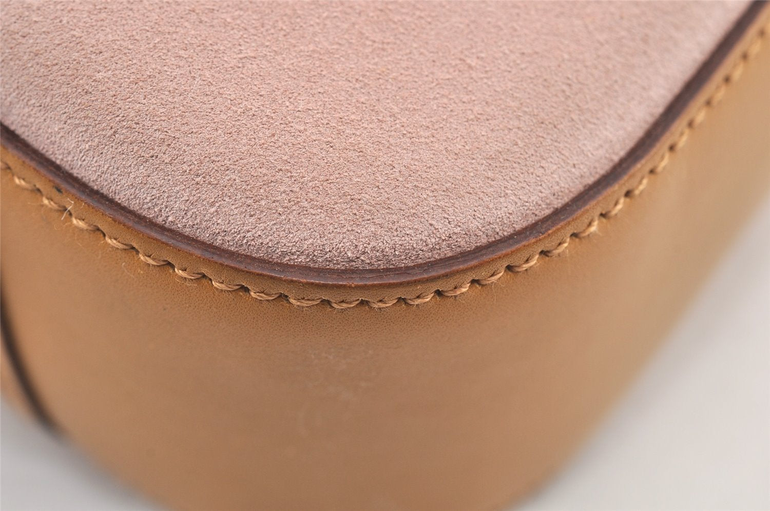 Authentic GUCCI Vintage Shoulder Hand Bag Purse Suede Leather 0013812 Pink 2082K