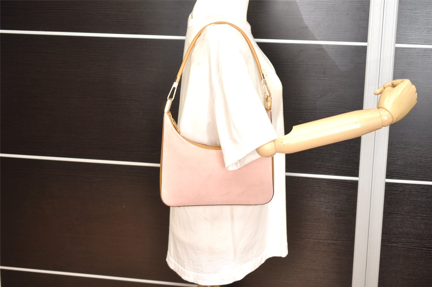Authentic GUCCI Vintage Shoulder Hand Bag Purse Suede Leather 0013812 Pink 2082K