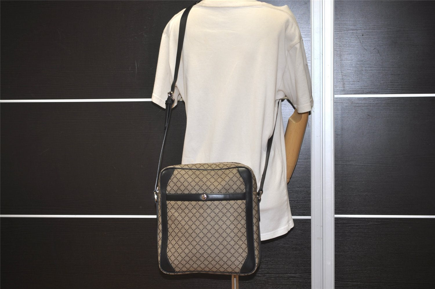 Authentic GUCCI Diamante Shoulder Cross Body Bag PVC Leather 268159 Brown 2083J