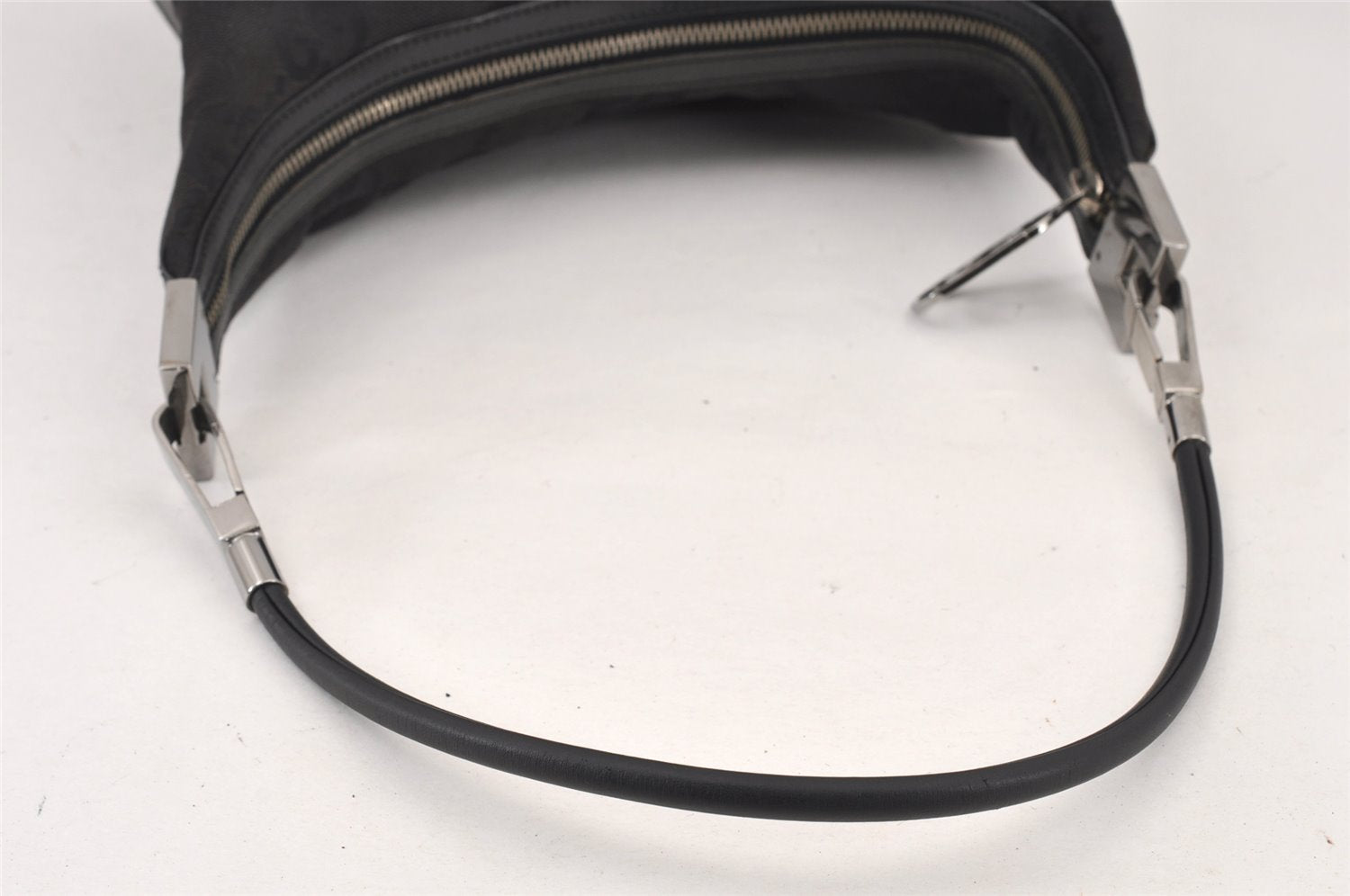 Authentic GUCCI Shoulder Hand Bag Purse GG Canvas Leather 0013814 Black 2083K