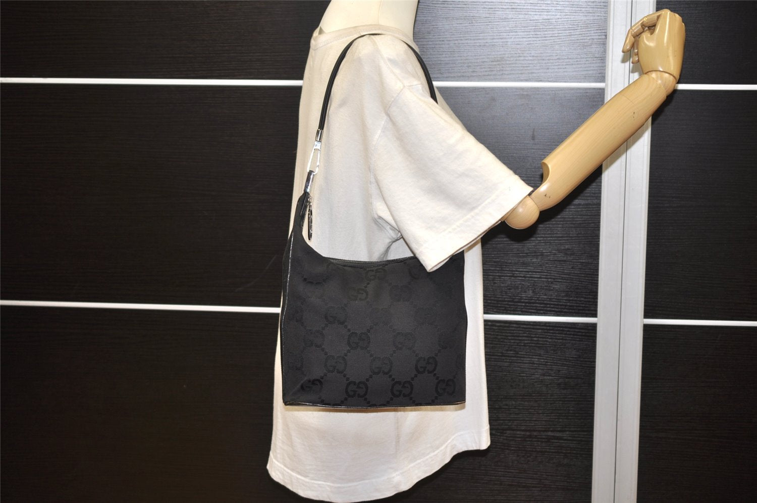 Authentic GUCCI Shoulder Hand Bag Purse GG Canvas Leather 0013814 Black 2083K