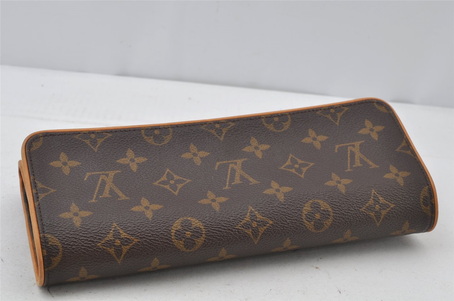 Authentic Louis Vuitton Monogram Pochette Twin GM Shoulder Bag M51852 LV 2085J