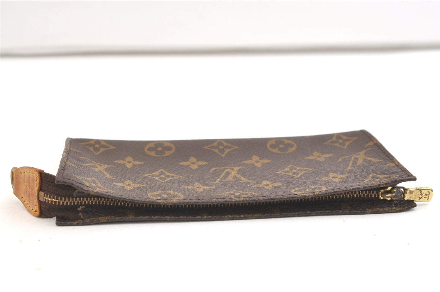 Authentic Louis Vuitton Monogram Pouch For Bucket GM LV Junk 2087K