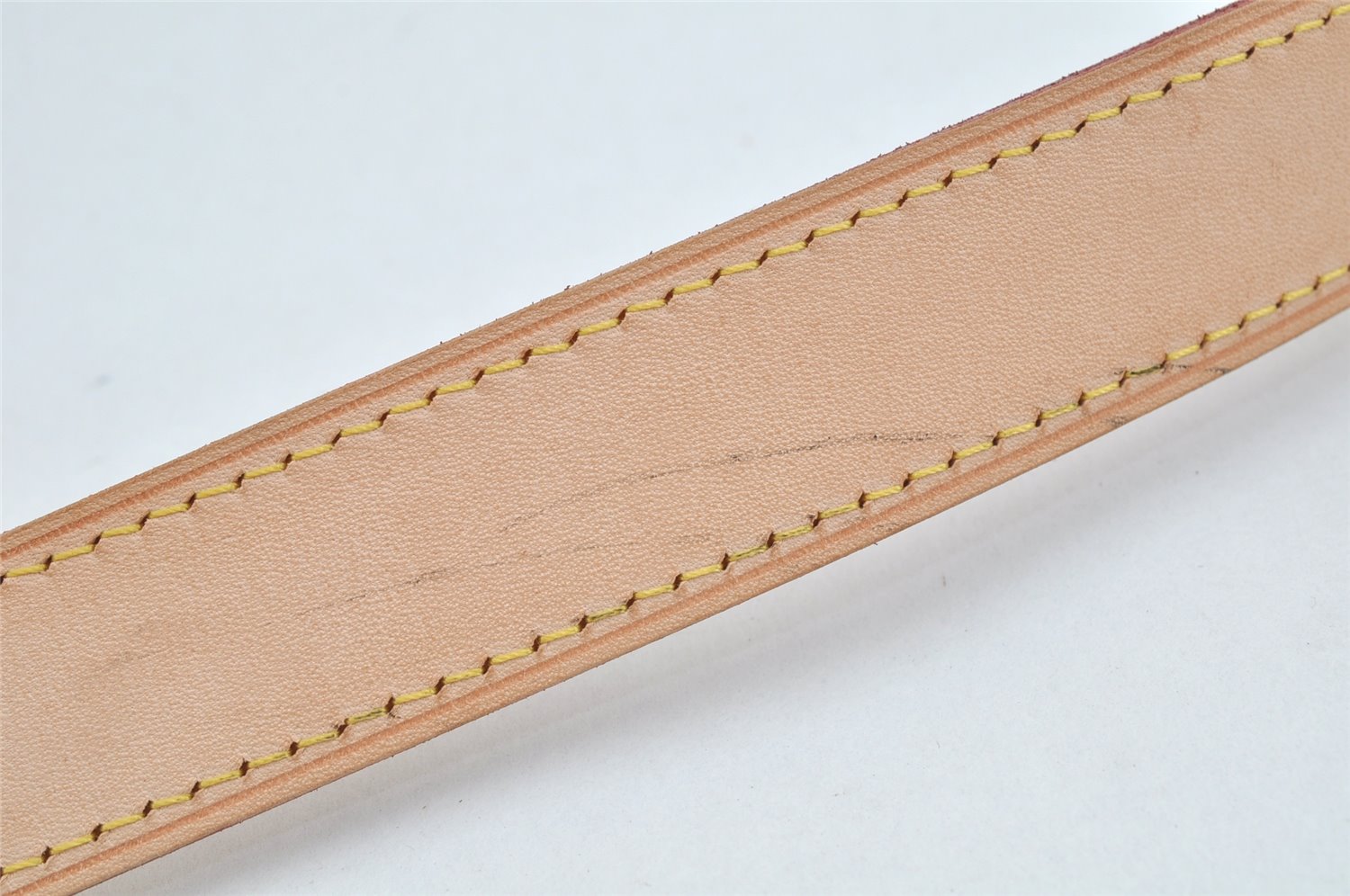 Authentic Louis Vuitton Leather Shoulder Strap Beige 35.6-39.4