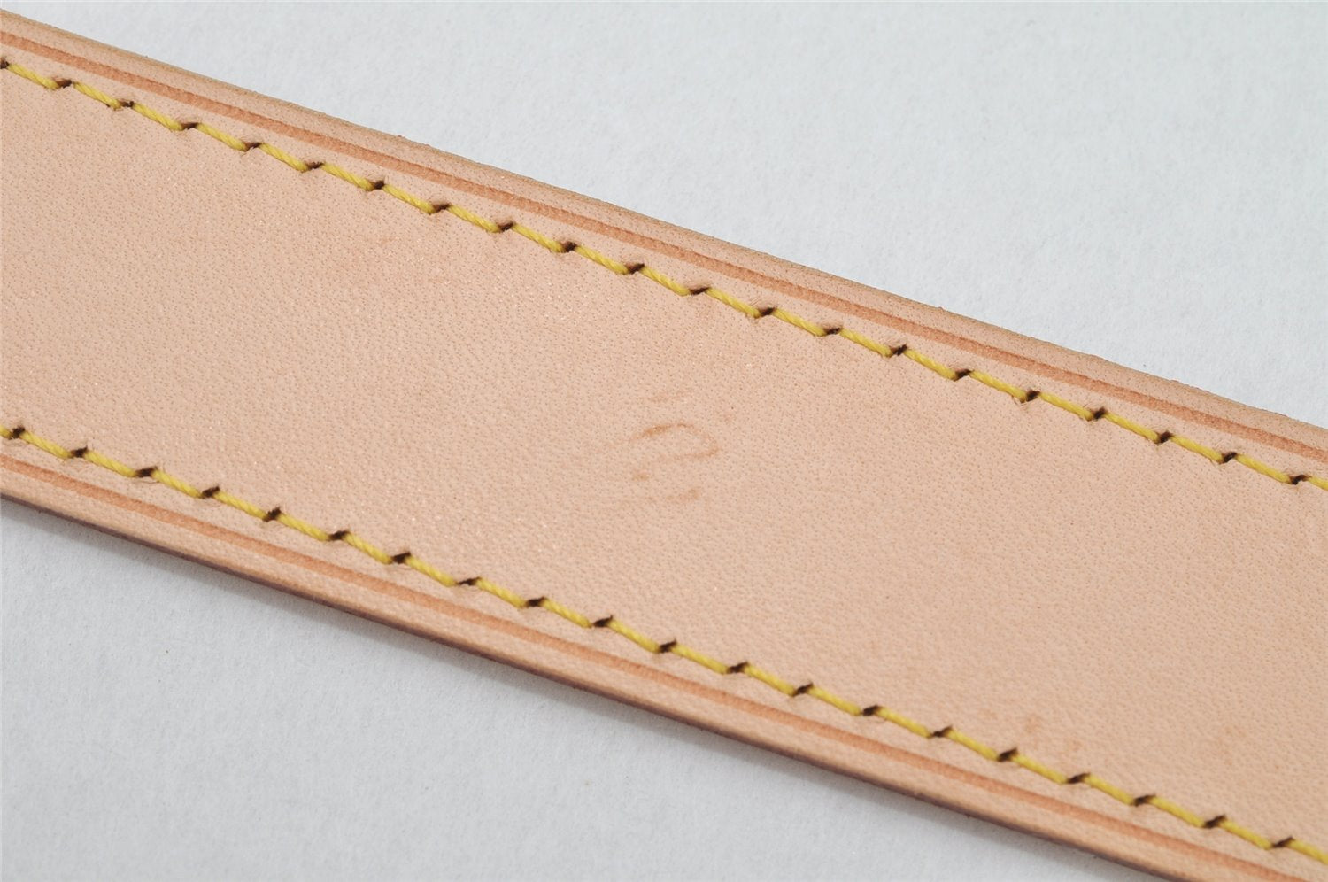 Authentic Louis Vuitton Leather Shoulder Strap Beige 35.6-39.4