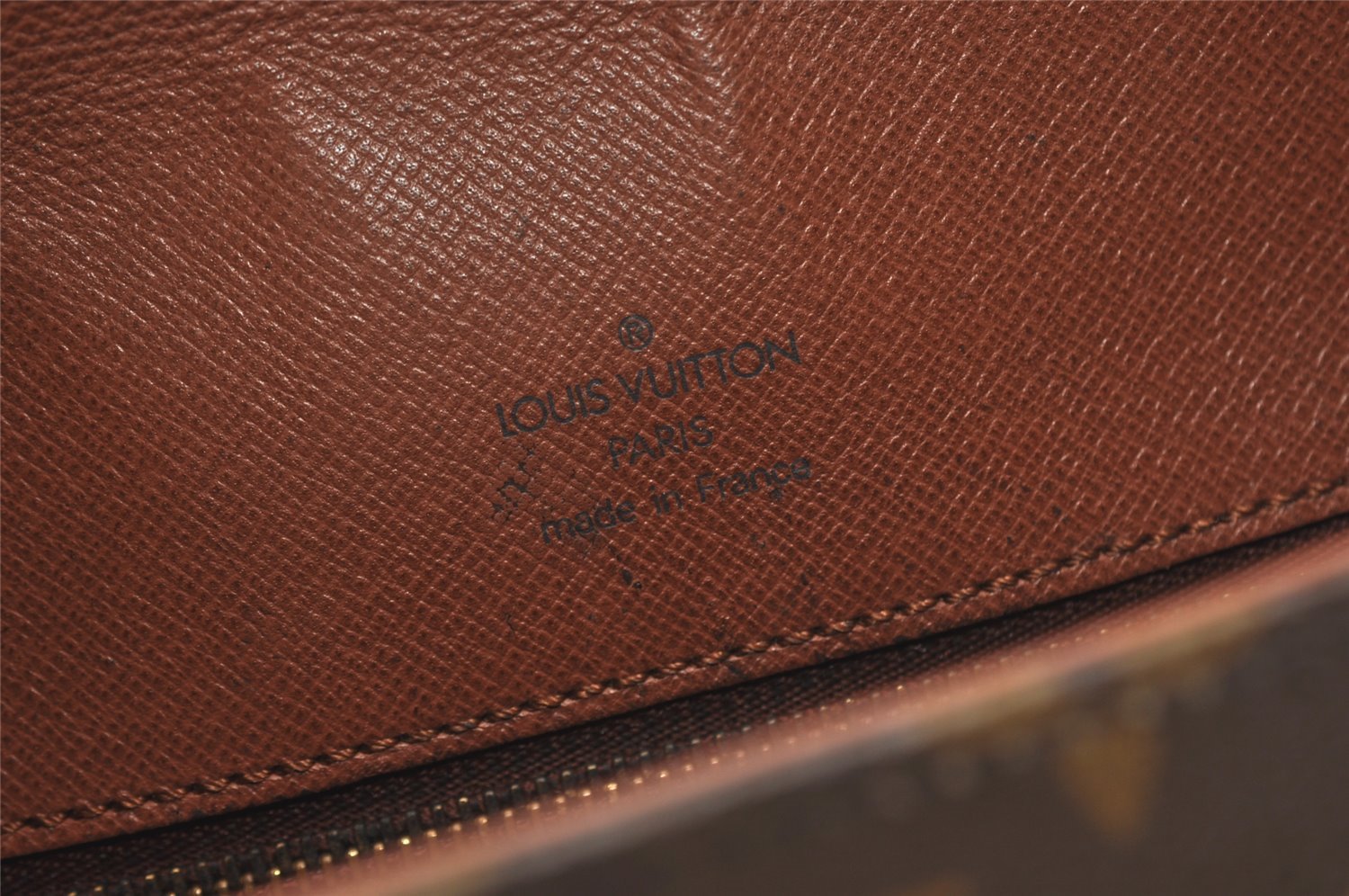 Authentic Louis Vuitton Monogram Saint Cloud GM M51242 Shoulder Cross Bag 2093J