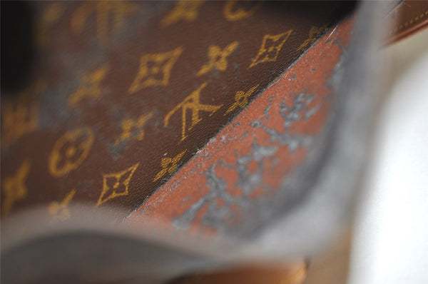 Authentic Louis Vuitton Monogram Saint Cloud GM M51242 Shoulder Cross Bag 2093J