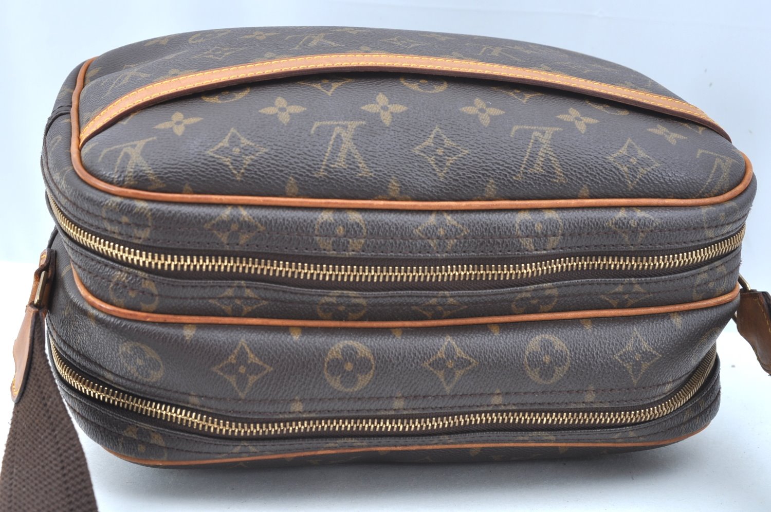 Authentic Louis Vuitton Monogram Reporter PM Shoulder Cross Bag M45254 LV 2096J