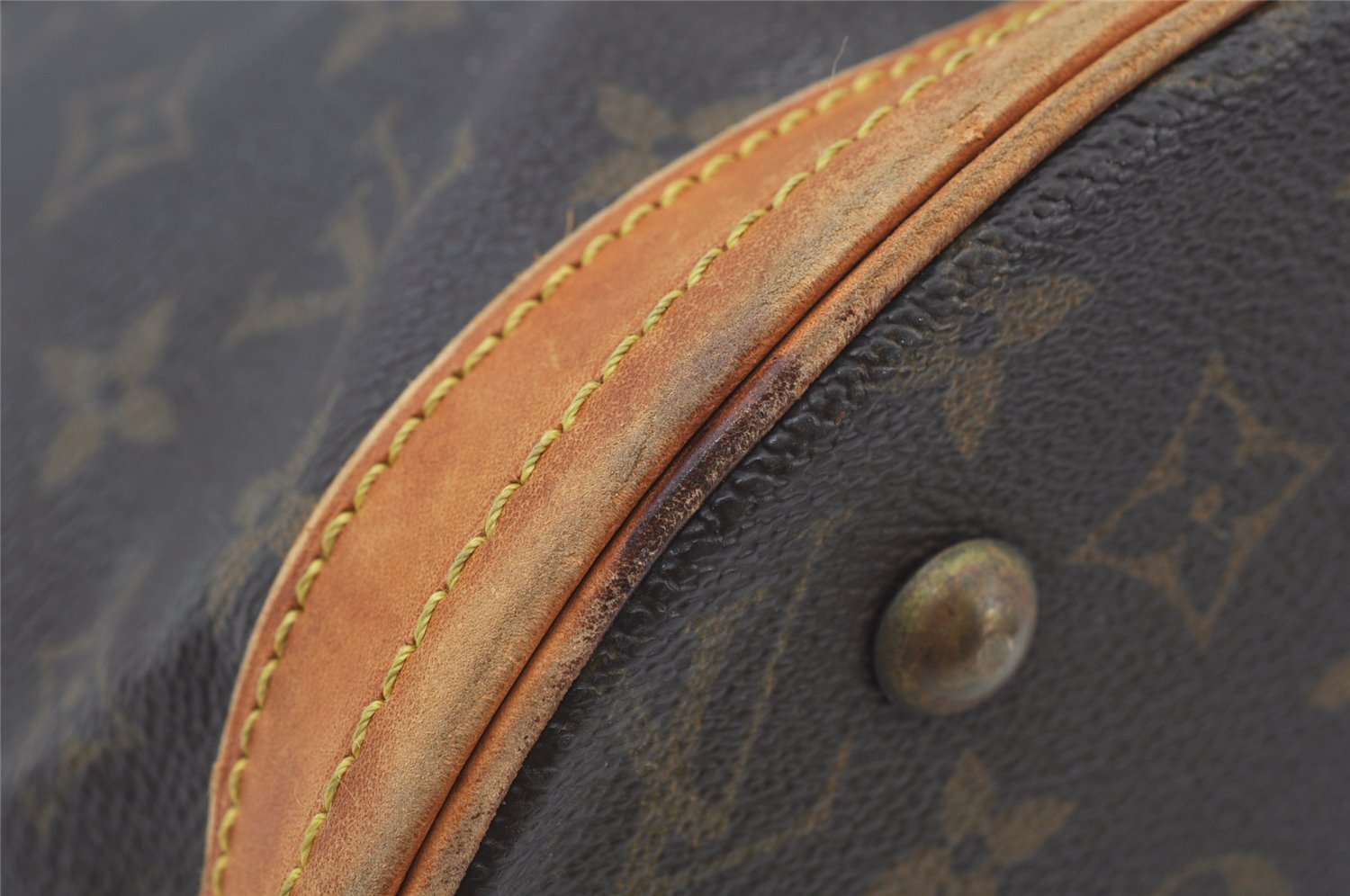 Authentic Louis Vuitton Monogram Bucket PM Shoulder Tote Bag M42238 LV 2097J