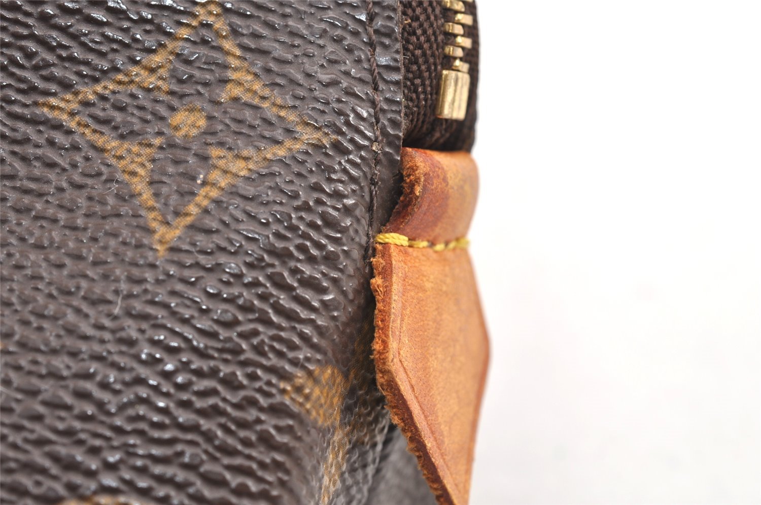 Authentic Louis Vuitton Monogram Pochette Cosmetic Pouch M47515 LV 2097K