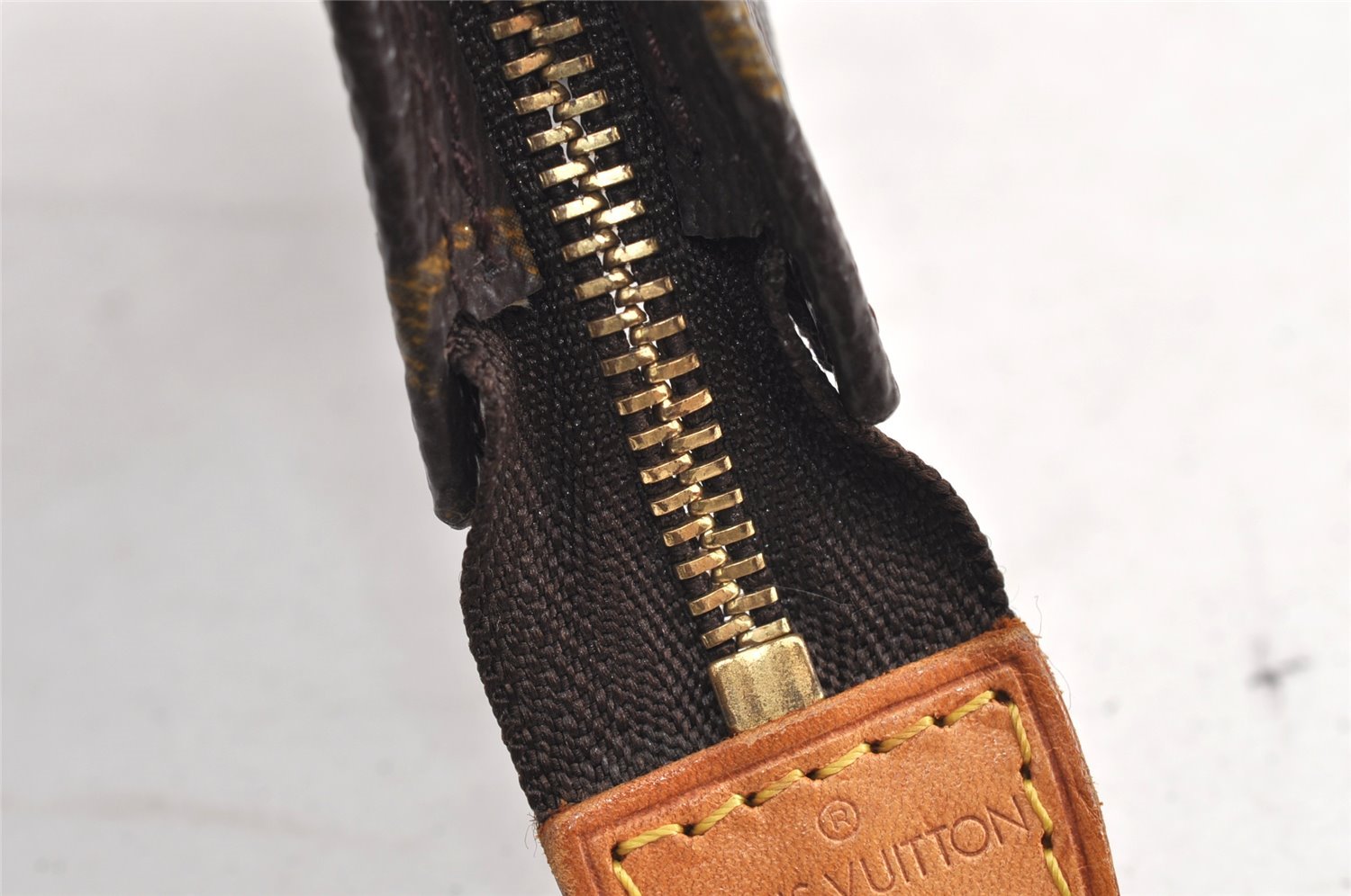 Authentic Louis Vuitton Monogram Pouch For Bucket PM LV 2098K