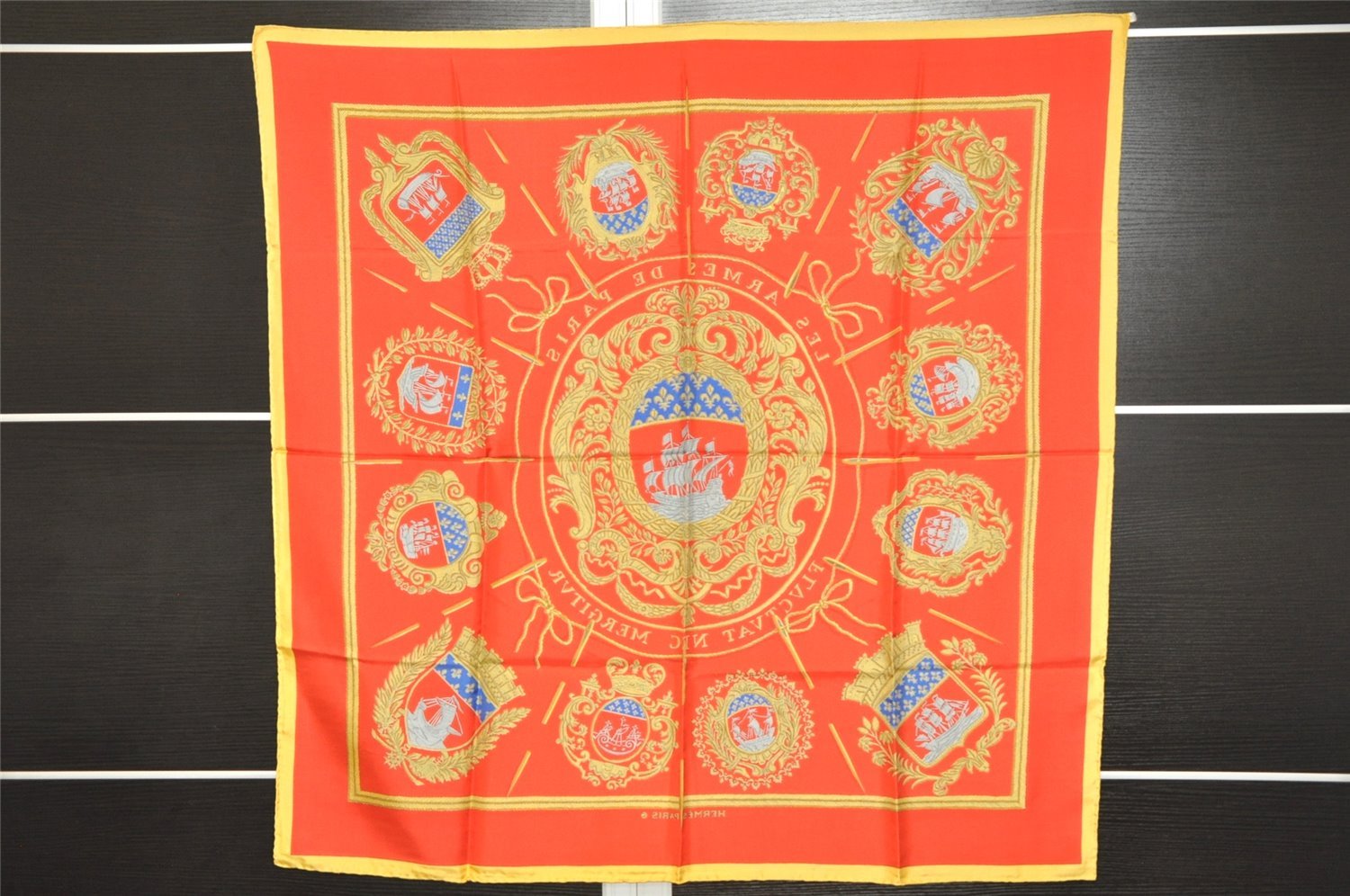 Authentic HERMES Carre 90 Scarf 