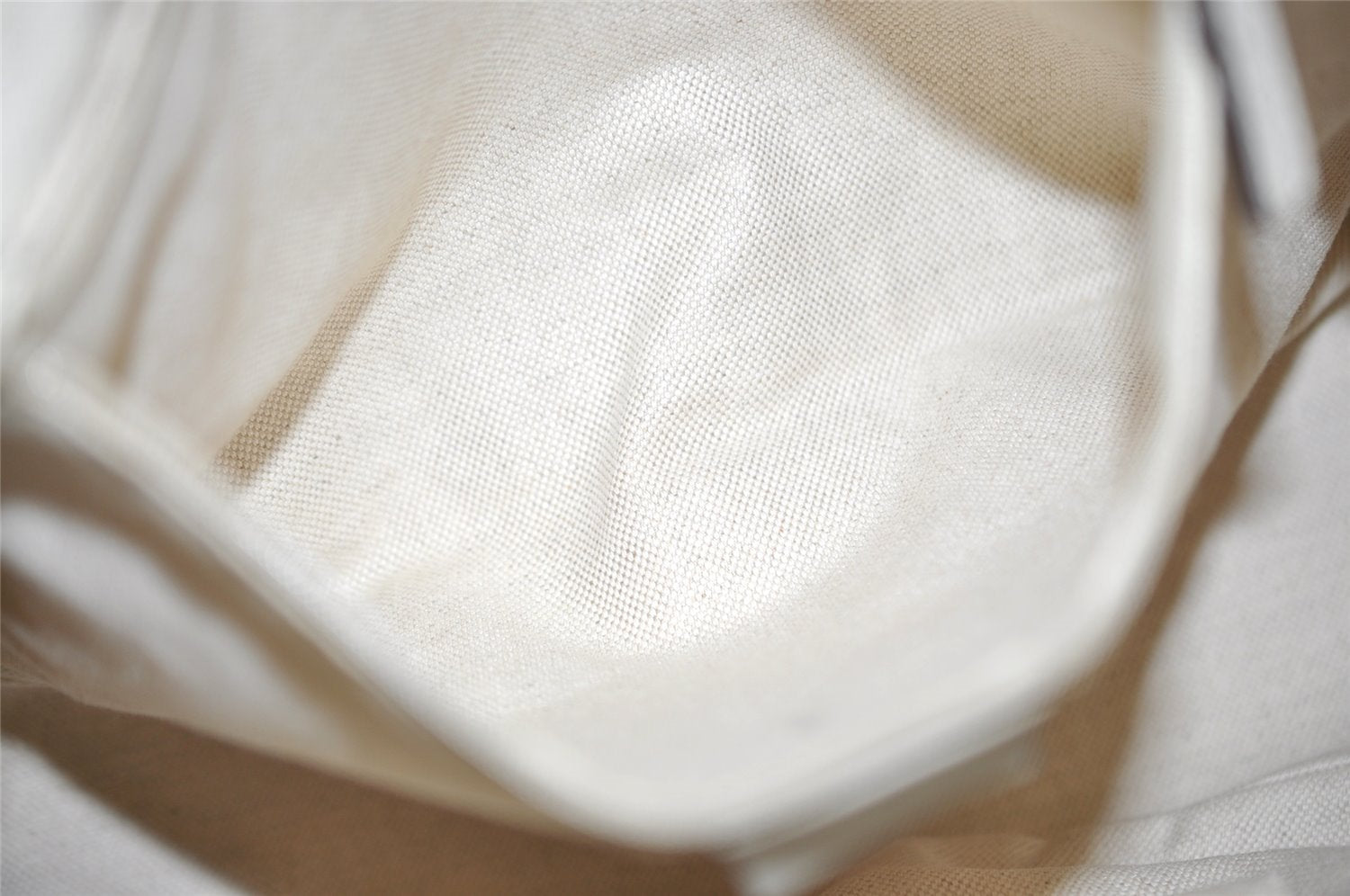 Authentic GUCCI Guccissima Sukey 2Way Tote Bag GG Leather 247902 White 2101J