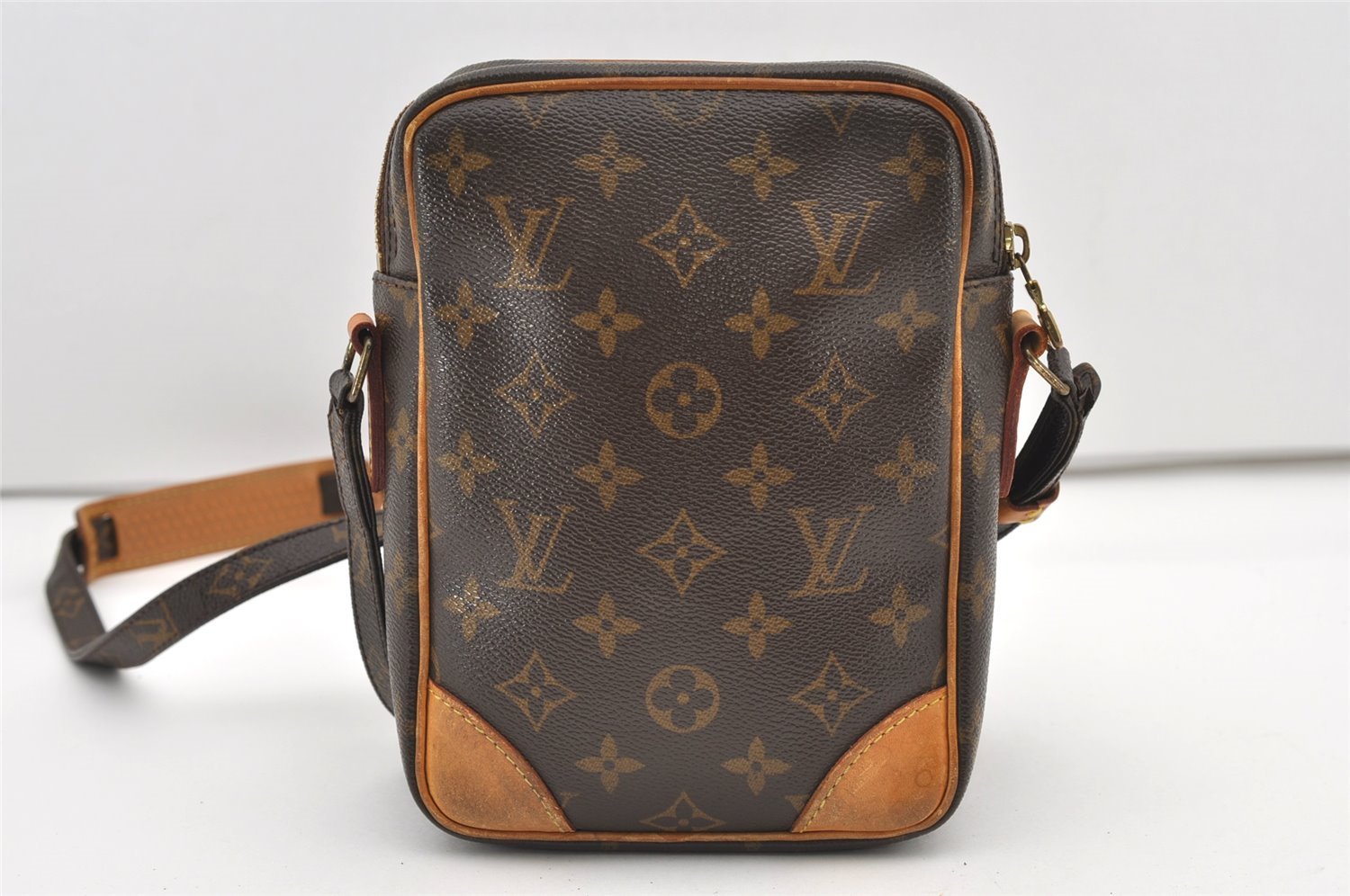 Authentic Louis Vuitton Monogram Amazone Shoulder Cross Body Bag M45236 LV 2103J