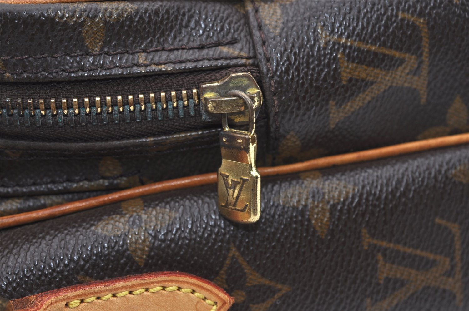 Authentic Louis Vuitton Monogram Amazone Shoulder Cross Body Bag M45236 LV 2103J