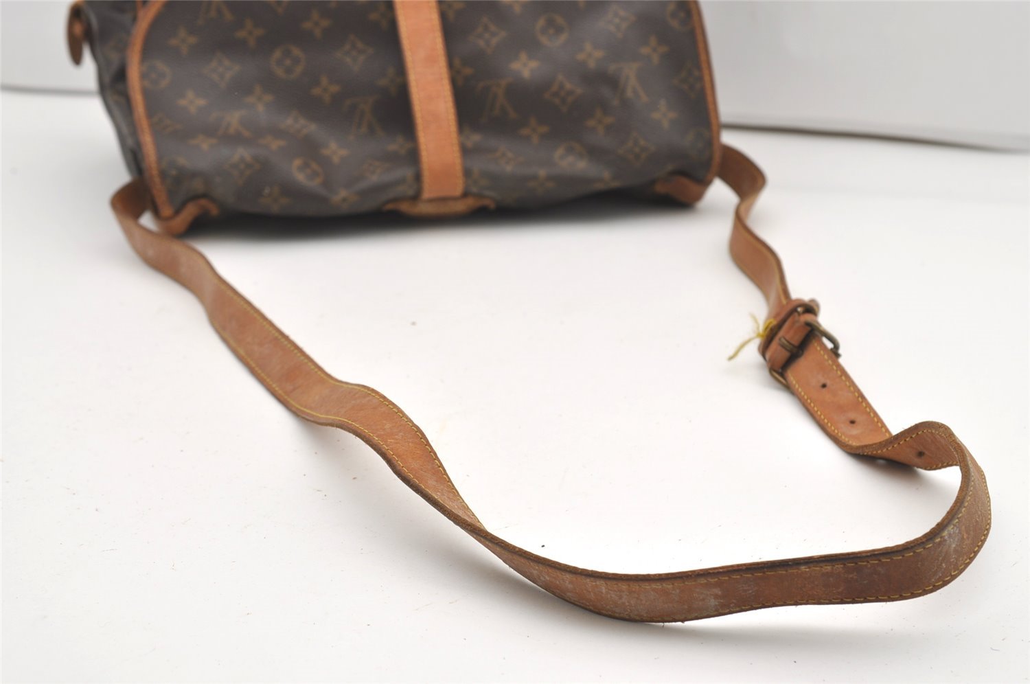Authentic Louis Vuitton Monogram Saumur 35 Shoulder Cross Bag M42254 LV 2104J