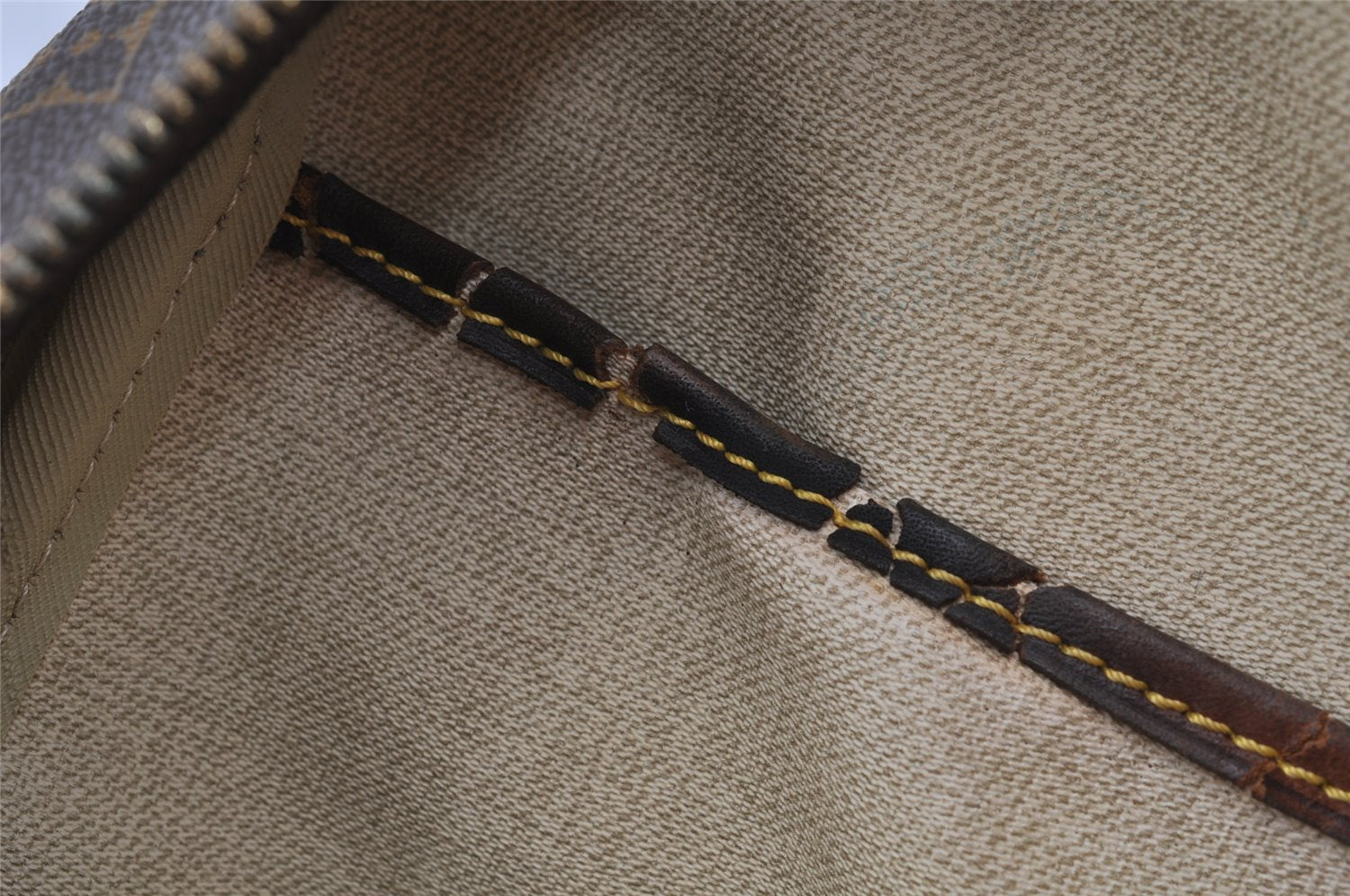 Authentic Louis Vuitton Monogram Deauville Hand Bag M47270 LV 2106I