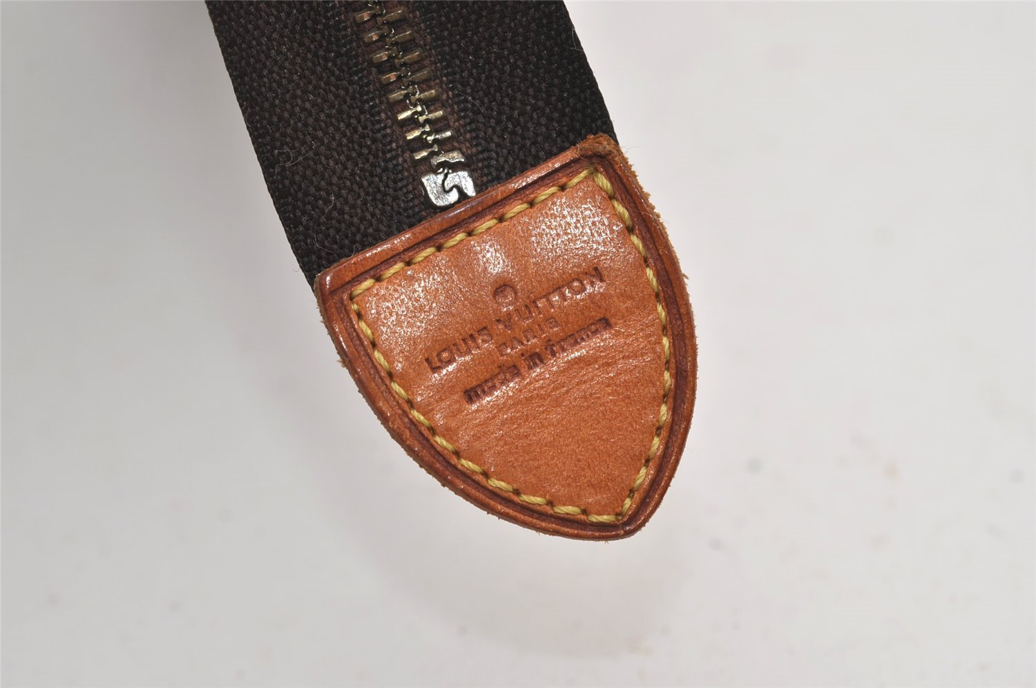 Auth Louis Vuitton Monogram Poche Toilette 26 Cosmetics Pouch Old Model LV 2106J