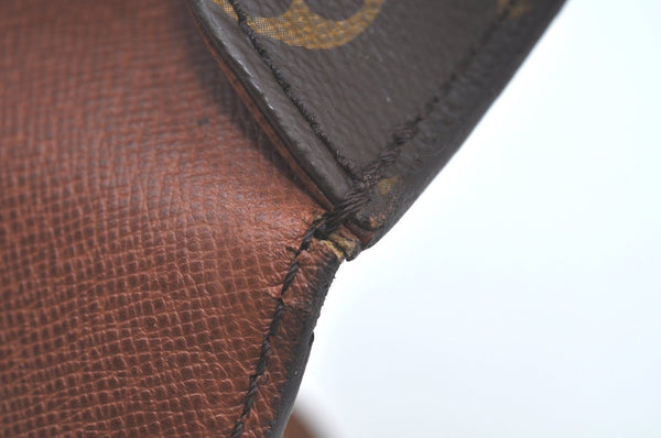 Authentic Louis Vuitton Monogram Saint Cloud MM M51243 Shoulder Cross Bag 2107J