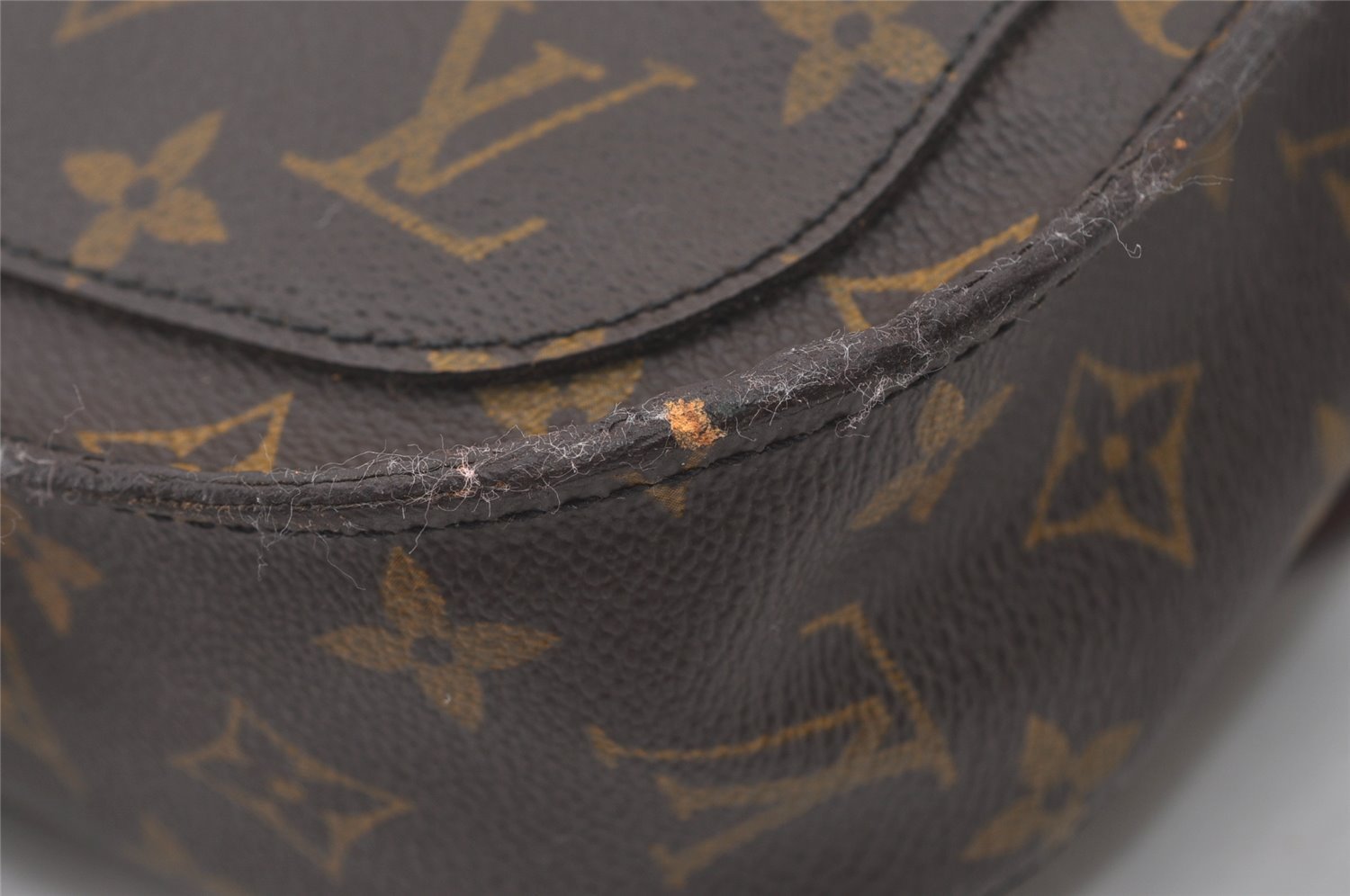 Authentic Louis Vuitton Monogram Saint Cloud GM M51242 Shoulder Cross Bag 2108J