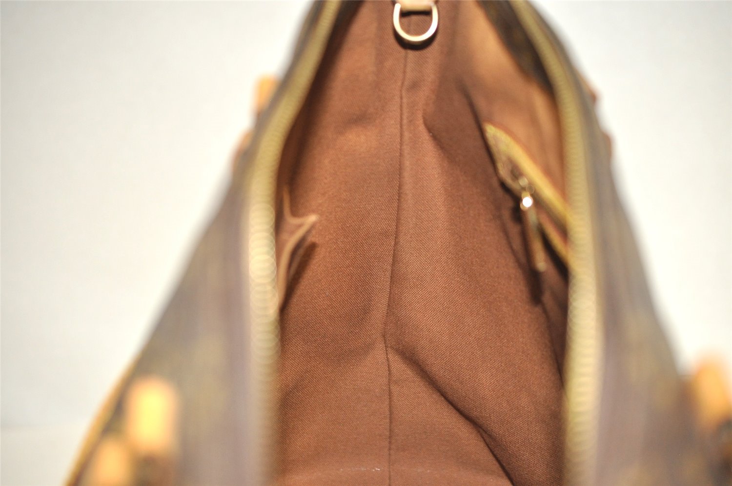 Authentic Louis Vuitton Monogram Cabas Mezzo Shoulder Tote Bag M51151 LV 2112J