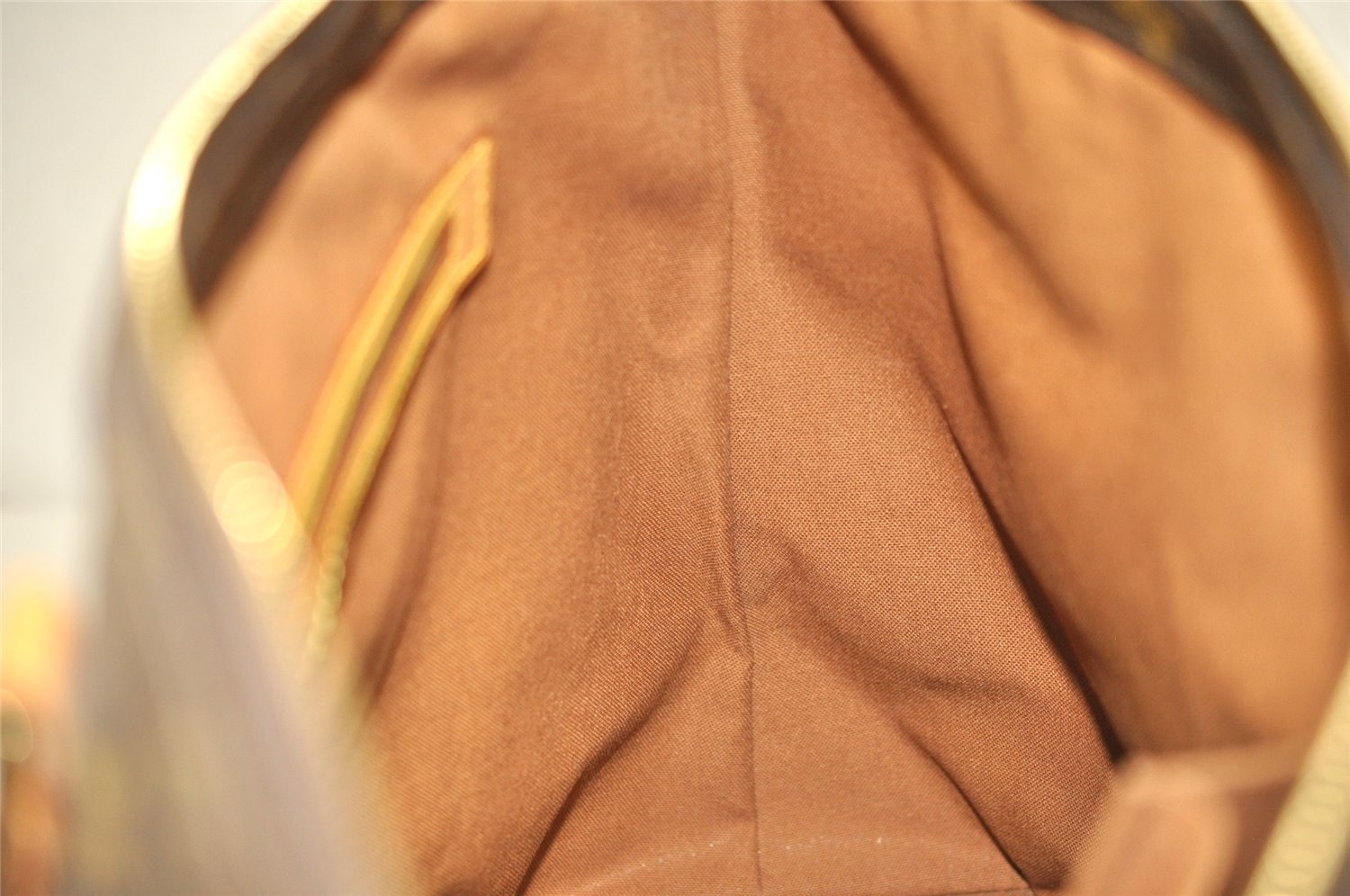 Authentic Louis Vuitton Monogram Cabas Mezzo Shoulder Tote Bag M51151 LV 2112J