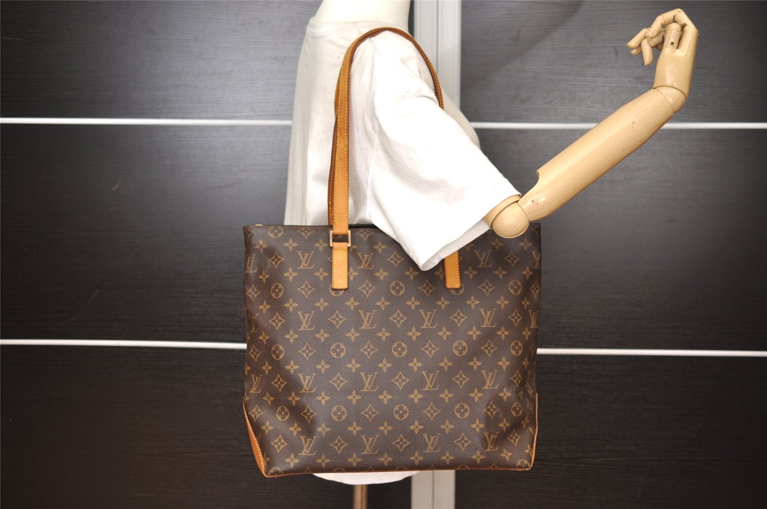 Authentic Louis Vuitton Monogram Cabas Mezzo Shoulder Tote Bag M51151 LV 2112J