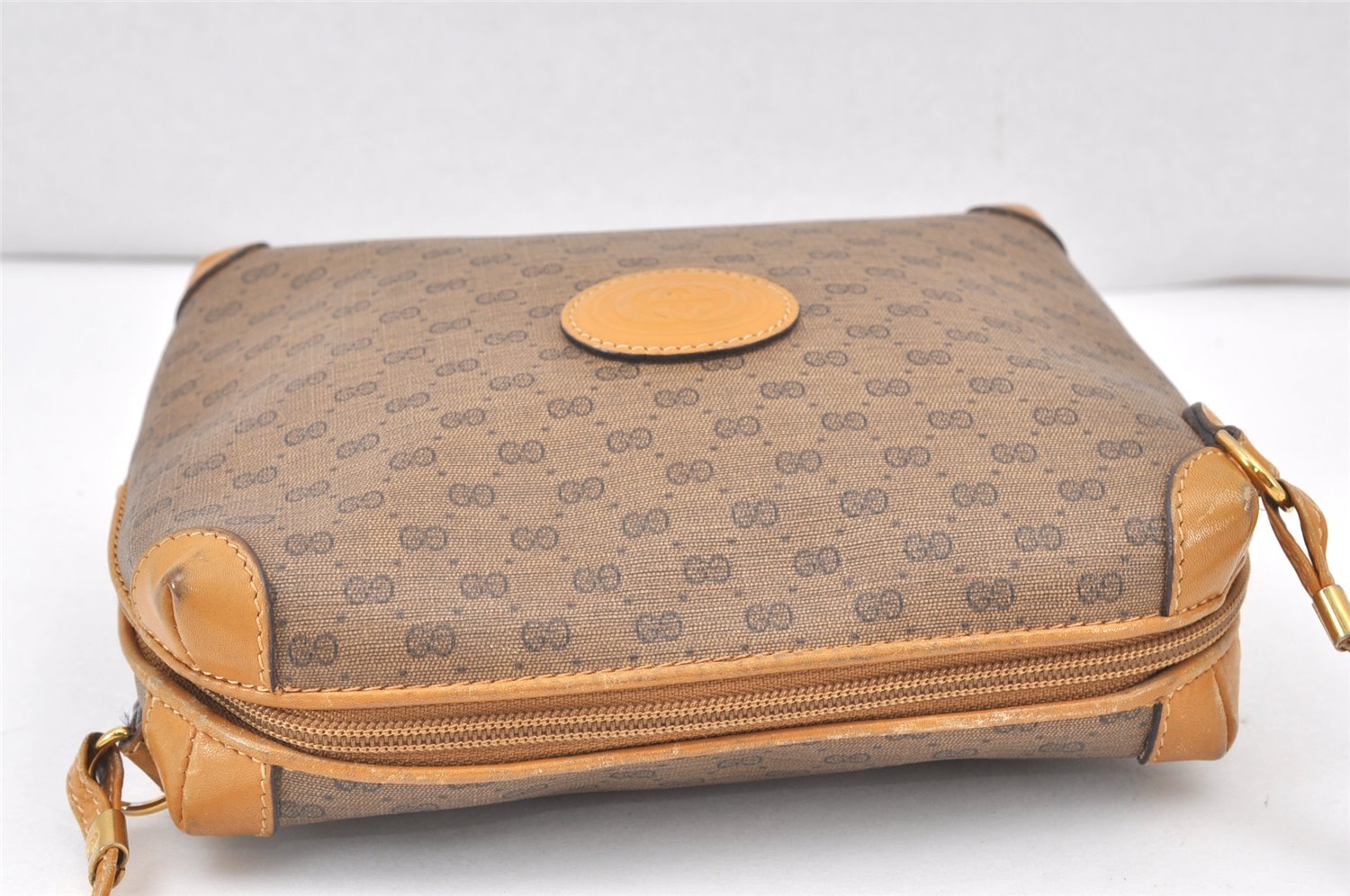 Authentic GUCCI Micro GG PVC Leather Shoulder Cross Body Bag Brown Junk 2113K