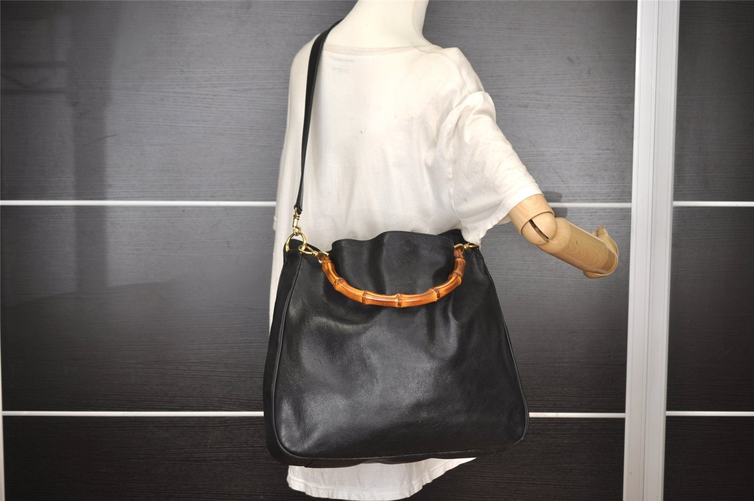 Authentic GUCCI Bamboo 2Way Shoulder Hand Bag Leather Black Junk 2121I