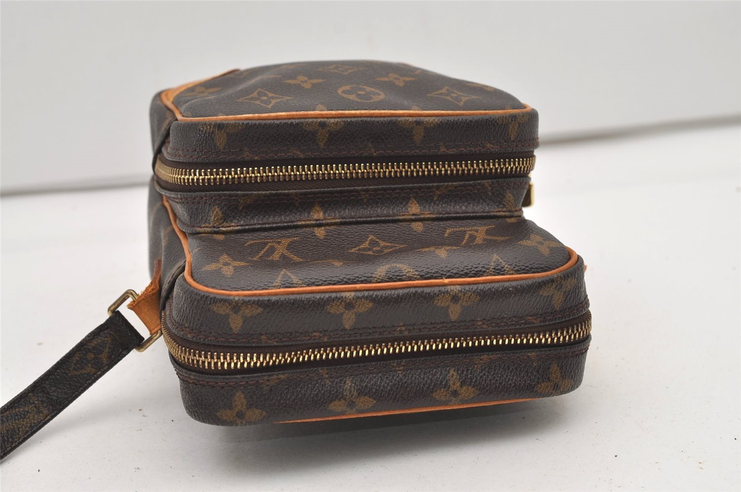 Authentic Louis Vuitton Monogram Amazone Shoulder Cross Bag M45236 Junk 2123J