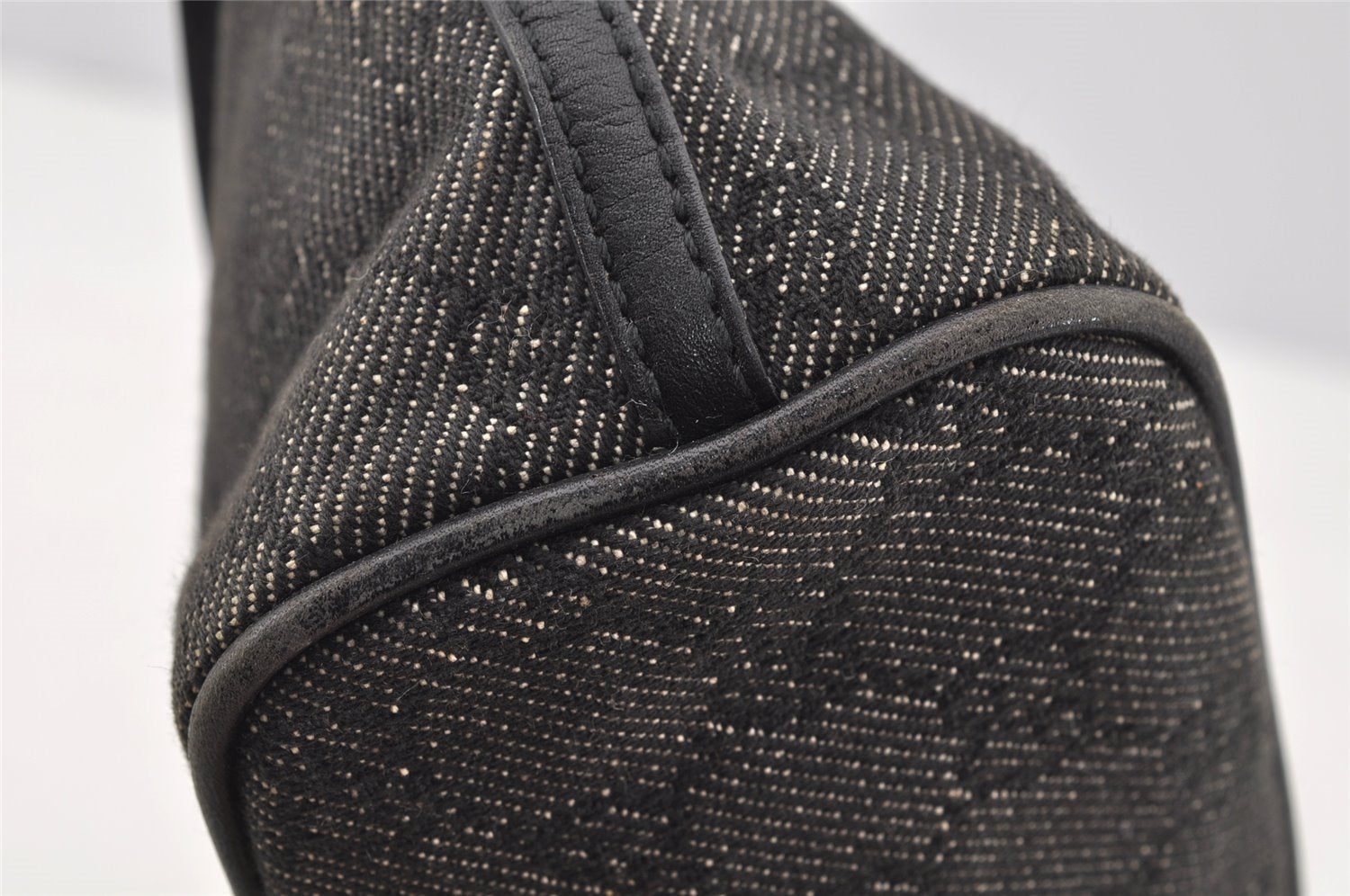 Authentic GUCCI Vintage Hand Bag Pouch Purse GG Canvas Leather 07198 Black 2126I