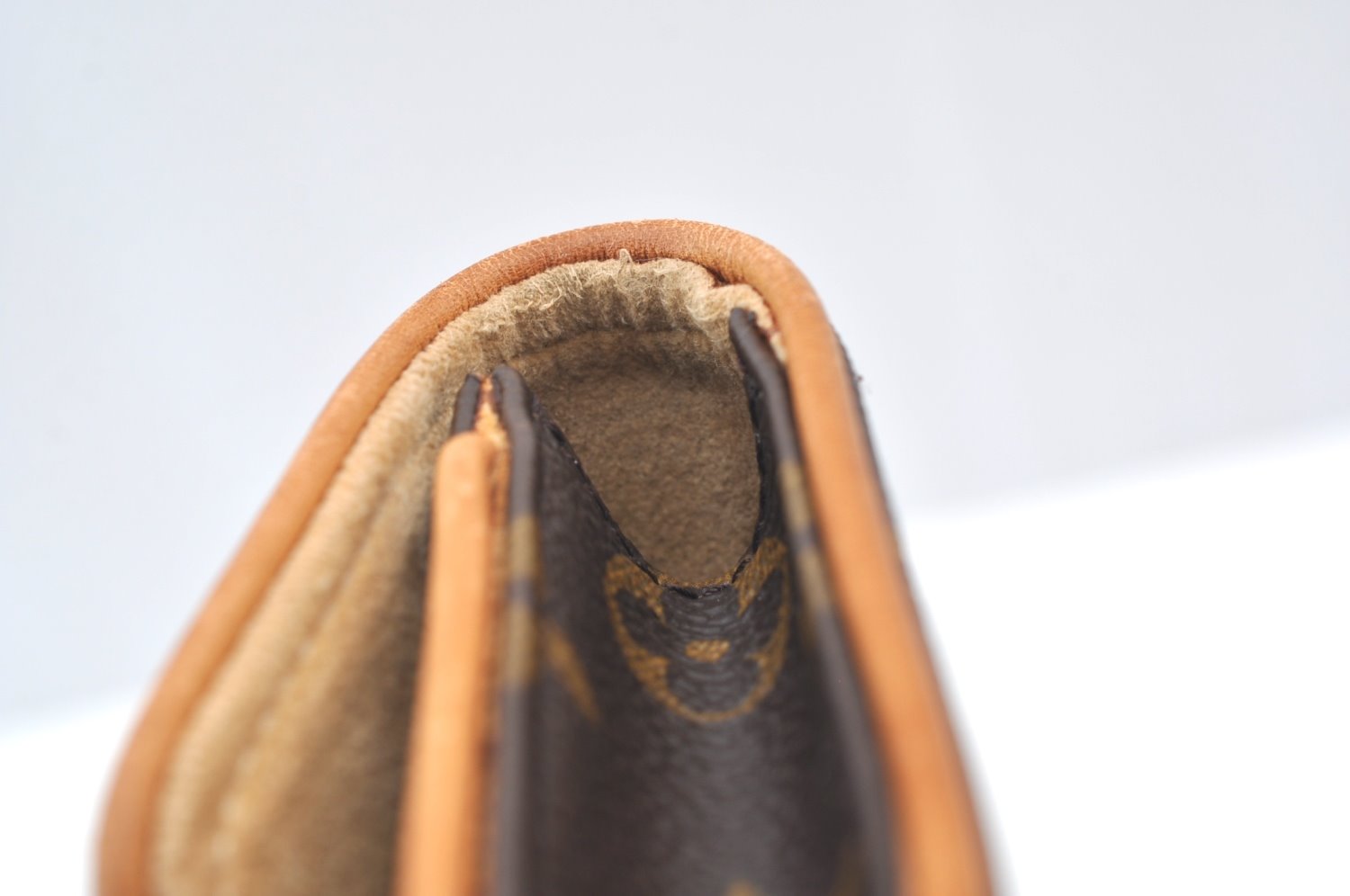 Authentic Louis Vuitton Monogram Pochette Twin PM Shoulder Bag M51854 Junk 2131H