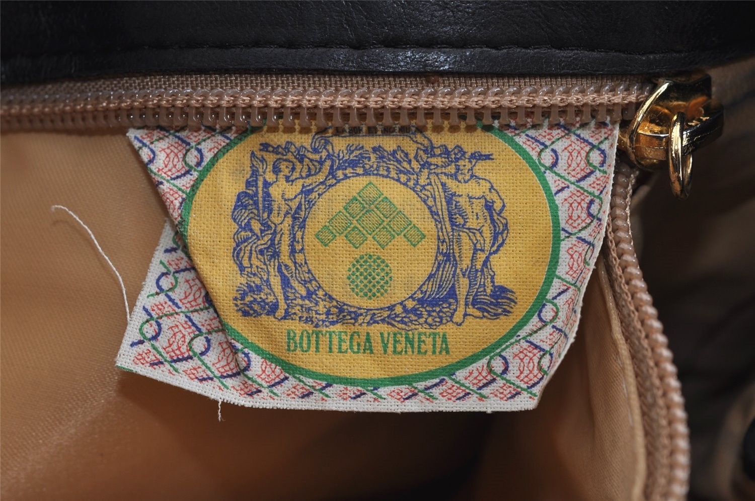 Authentic BOTTEGA VENETA Intrecciato Leather Shoulder Bag Purse Black 2132J