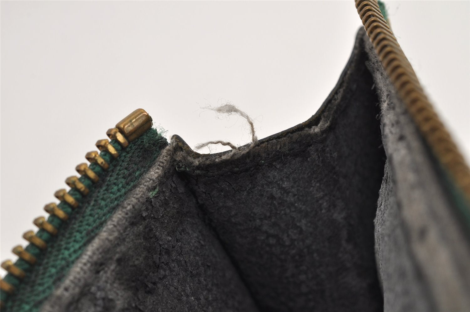 Authentic Louis Vuitton Epi Pochette Accessoires Pouch Green M52954 Junk 2140K