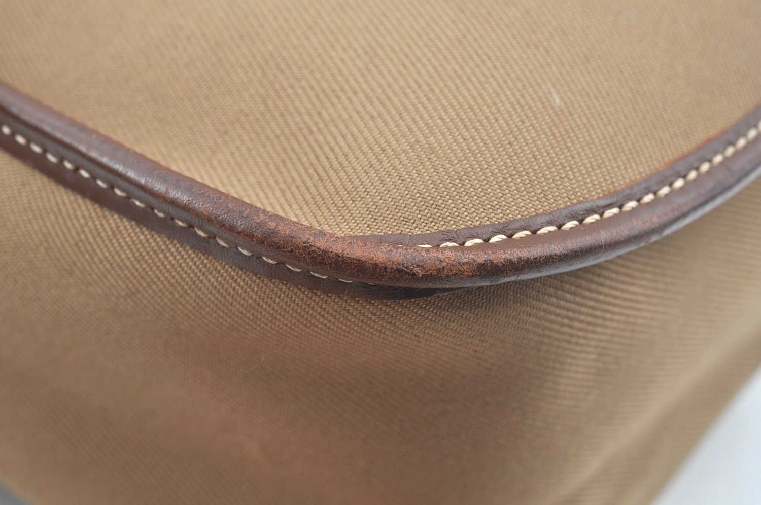 Authentic HUNTING WORLD Logo Shoulder Cross Body Bag Canvas Leather Brown 2143J