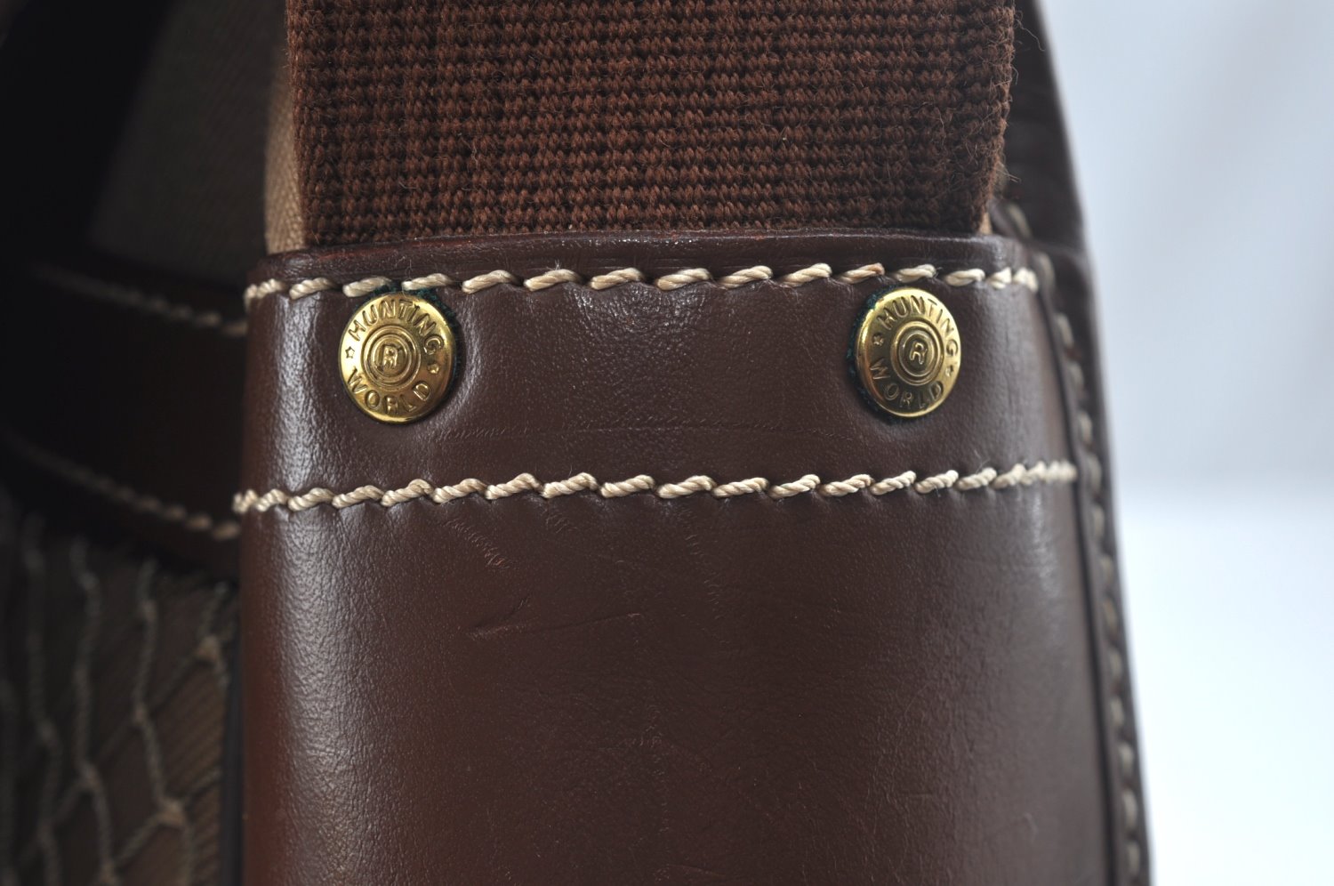 Authentic HUNTING WORLD Logo Shoulder Cross Body Bag Canvas Leather Brown 2143J