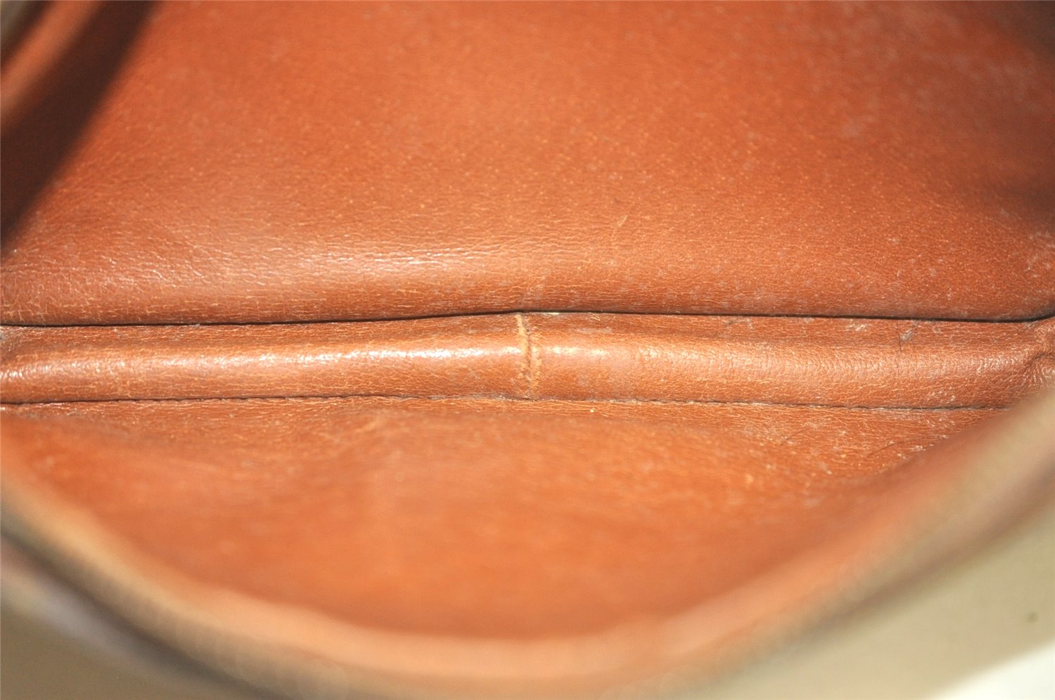 Authentic Louis Vuitton Monogram Nile Shoulder Cross Body Bag Old Model LV 2151K